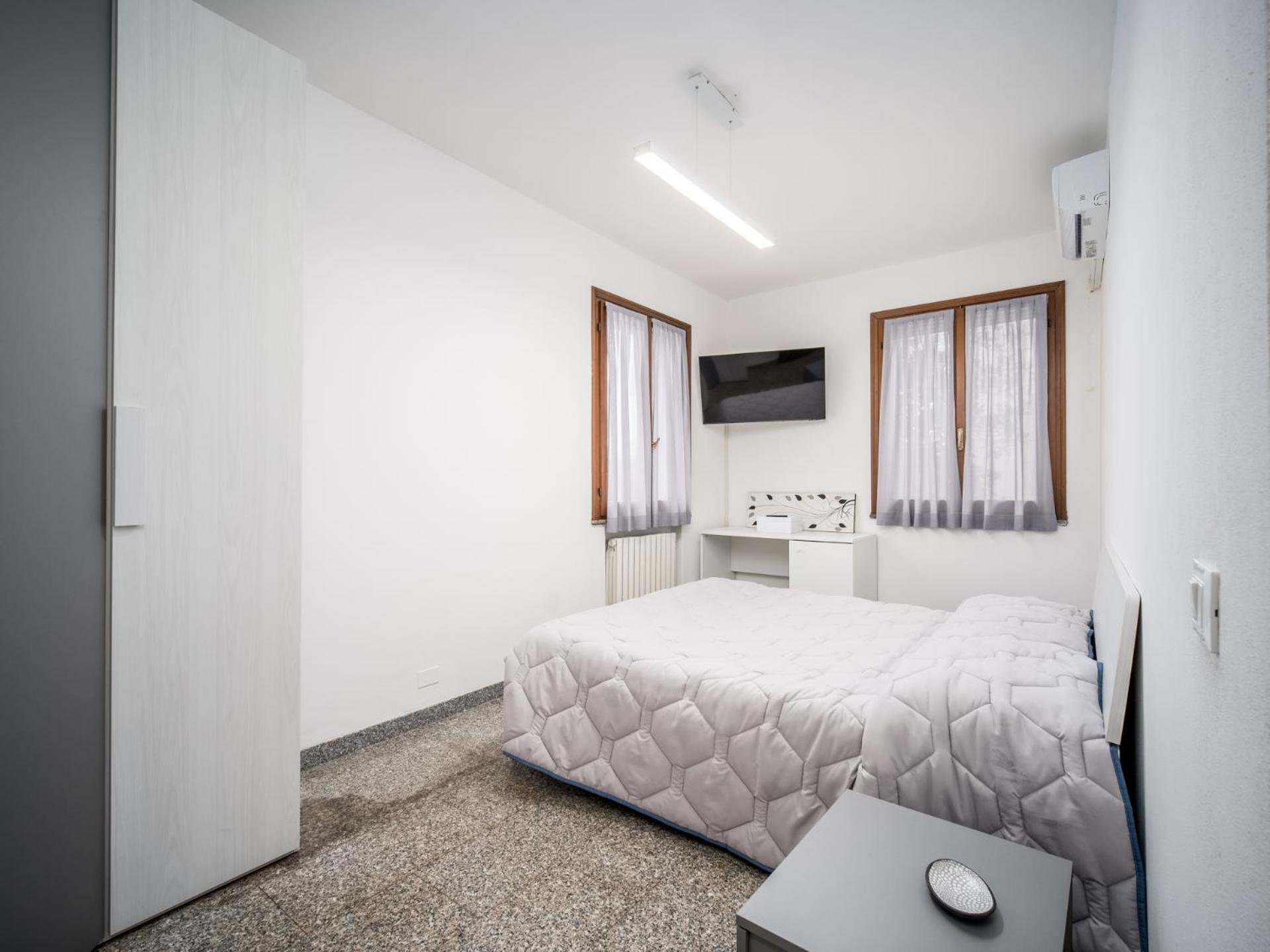 J-Guest House