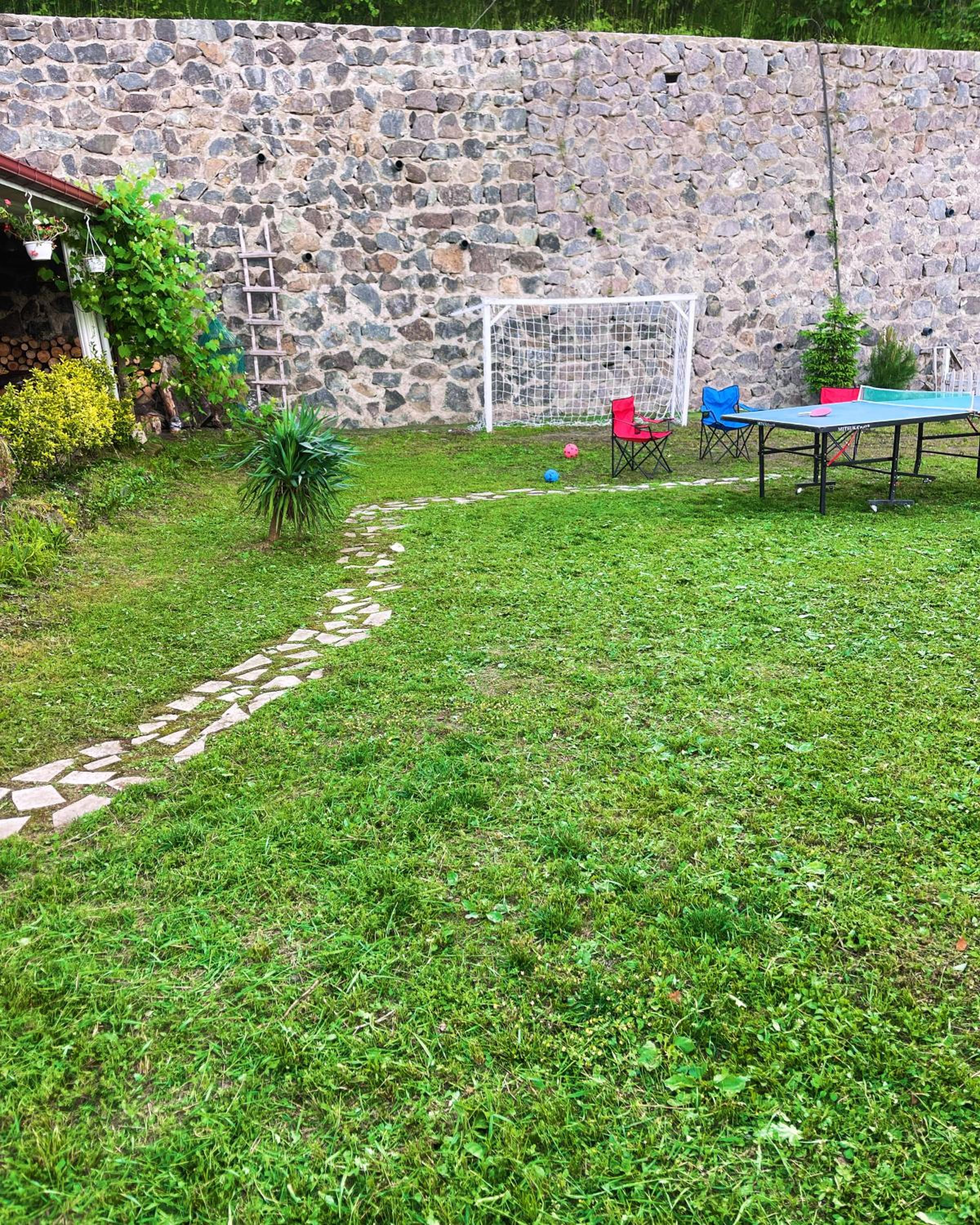 Photo 6