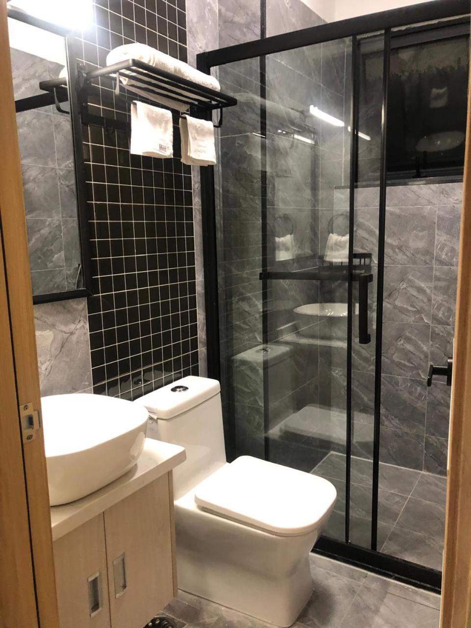 StarLuxe Condo
