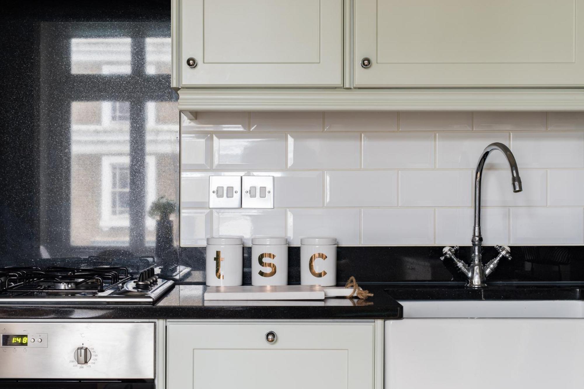Homely Parkside 2-Bed Apartment in Primrose Hill
