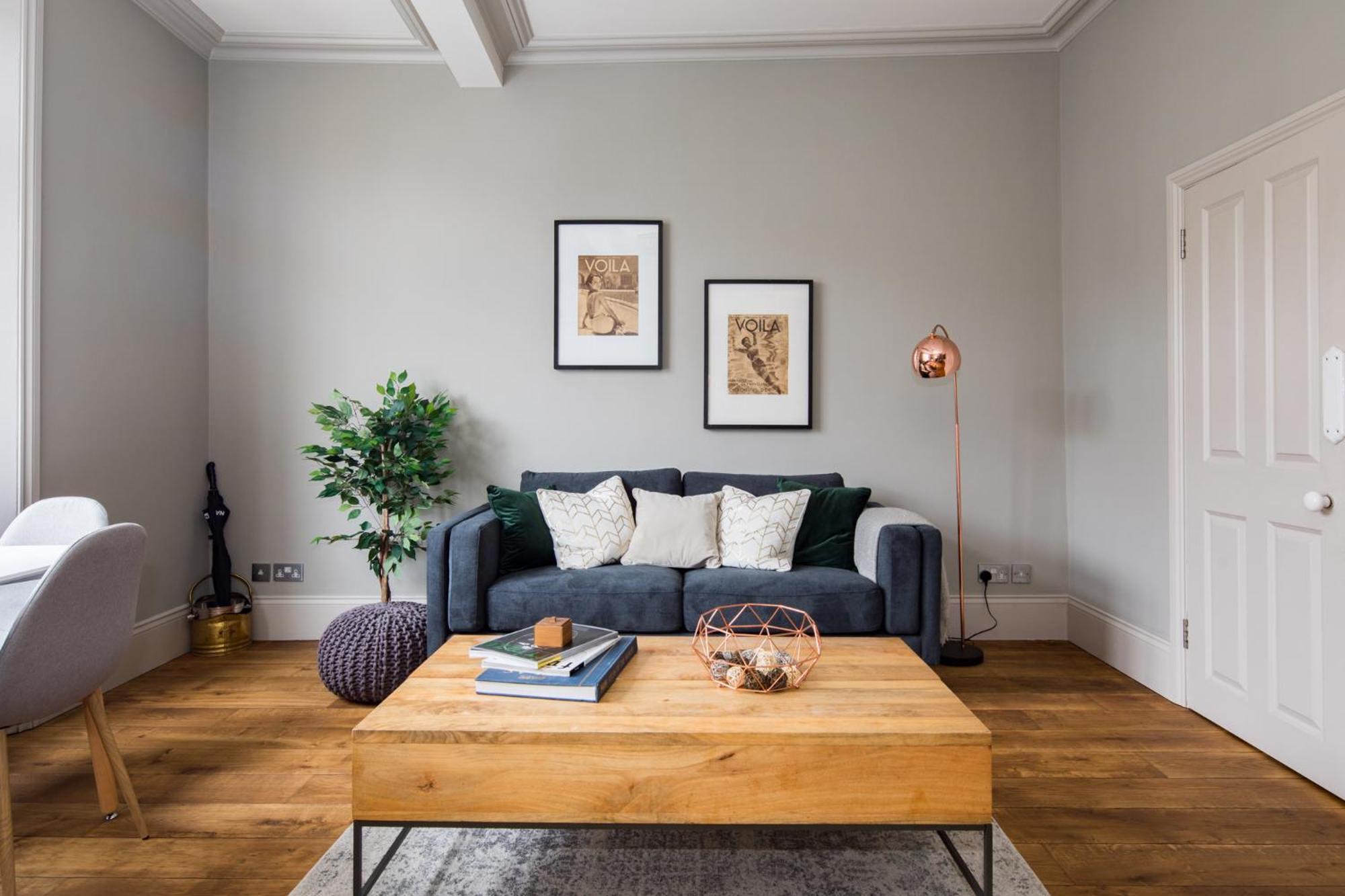 Homely Parkside 2-Bed Apartment in Primrose Hill