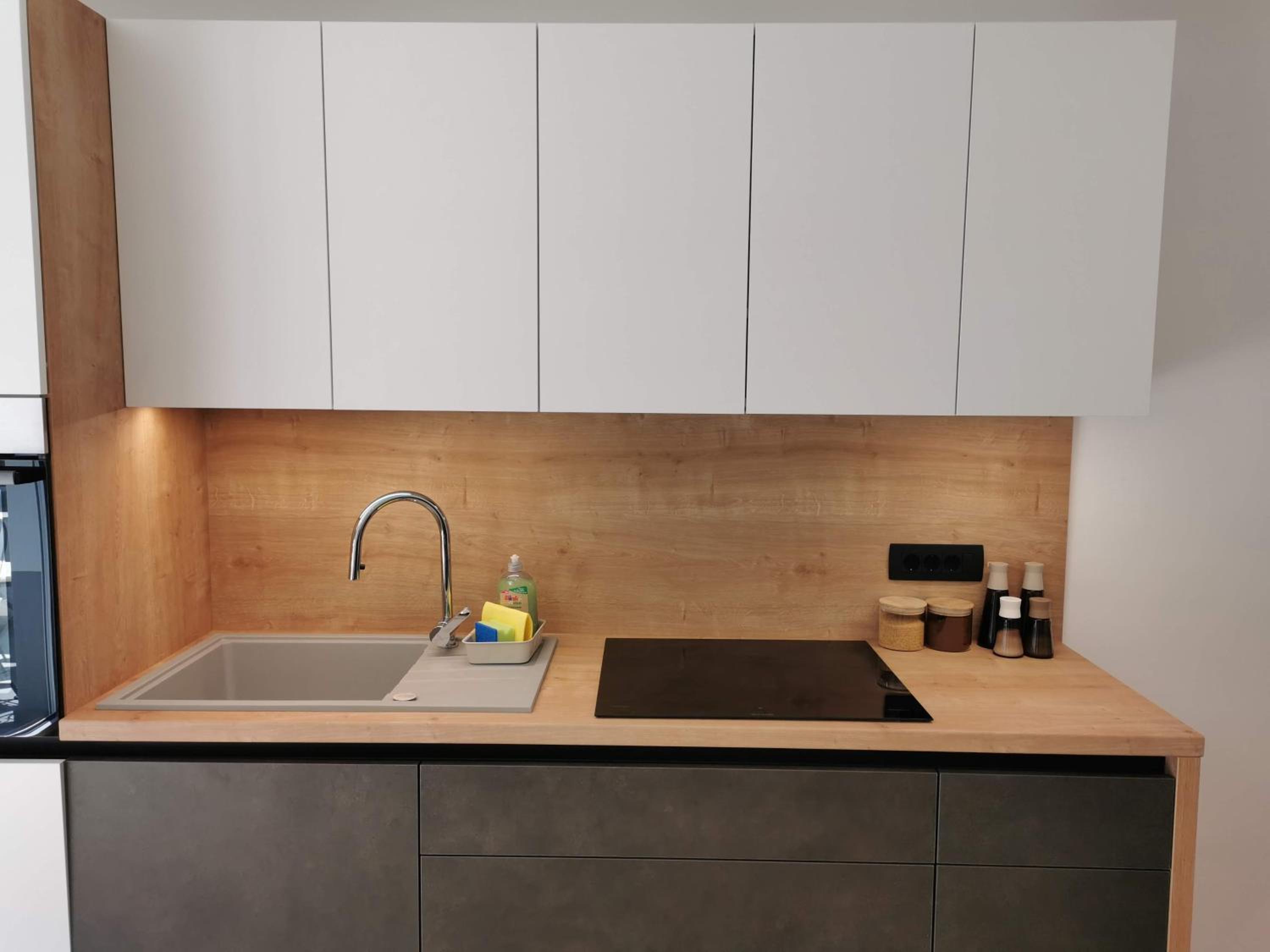 Naia Apartments