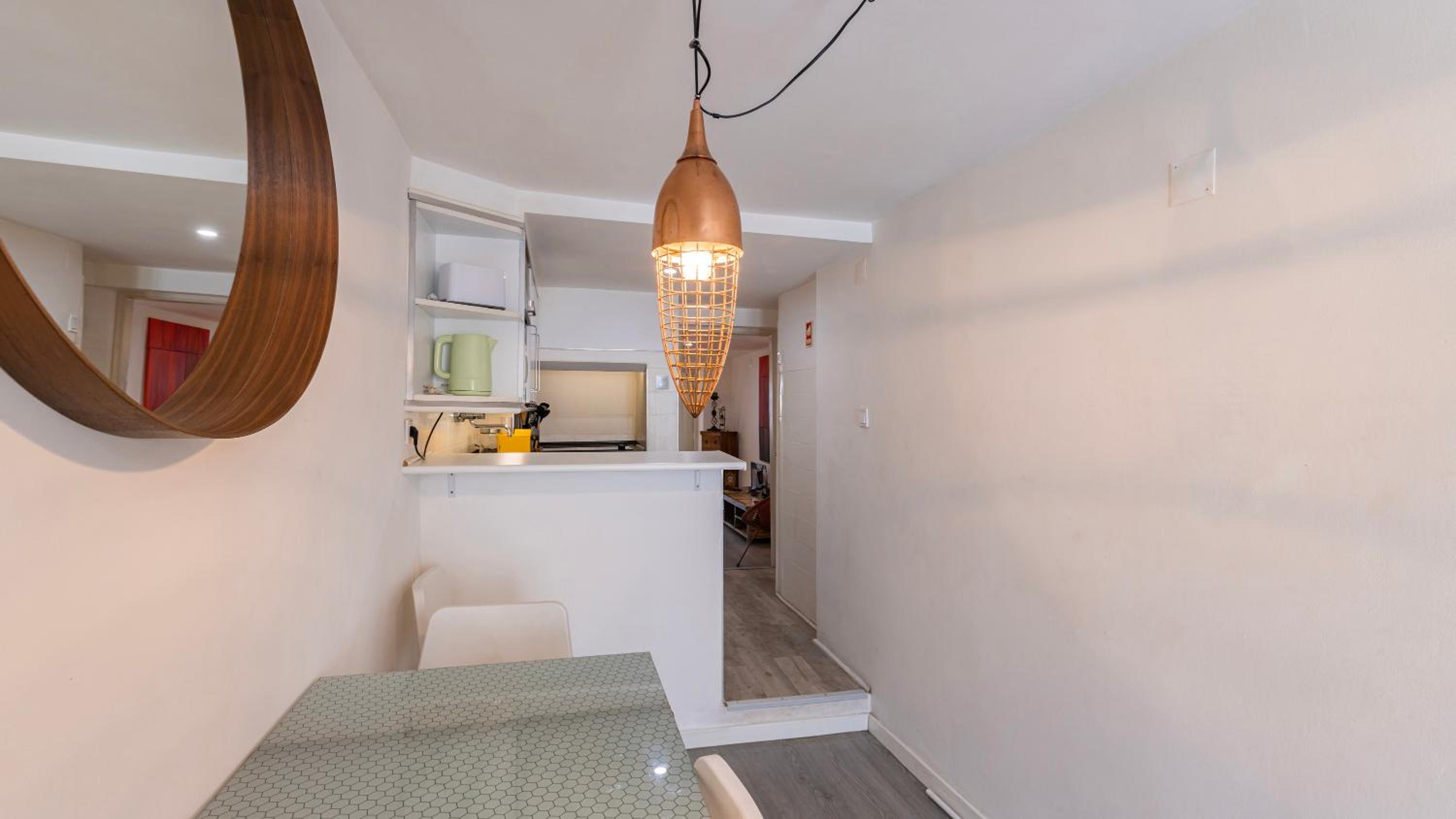 Downtown Central Apartment by LovelyStay