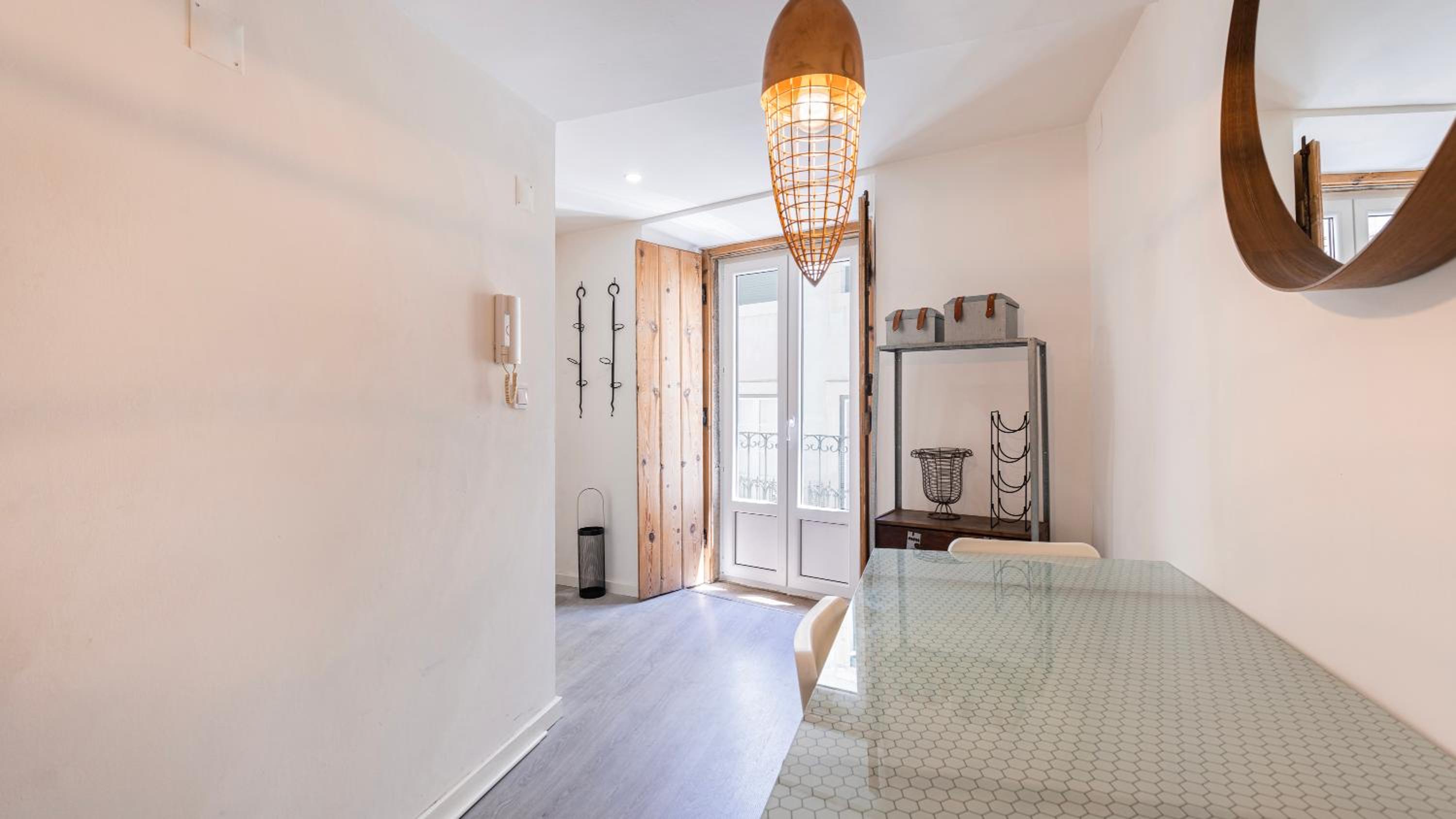 Downtown Central Apartment by LovelyStay