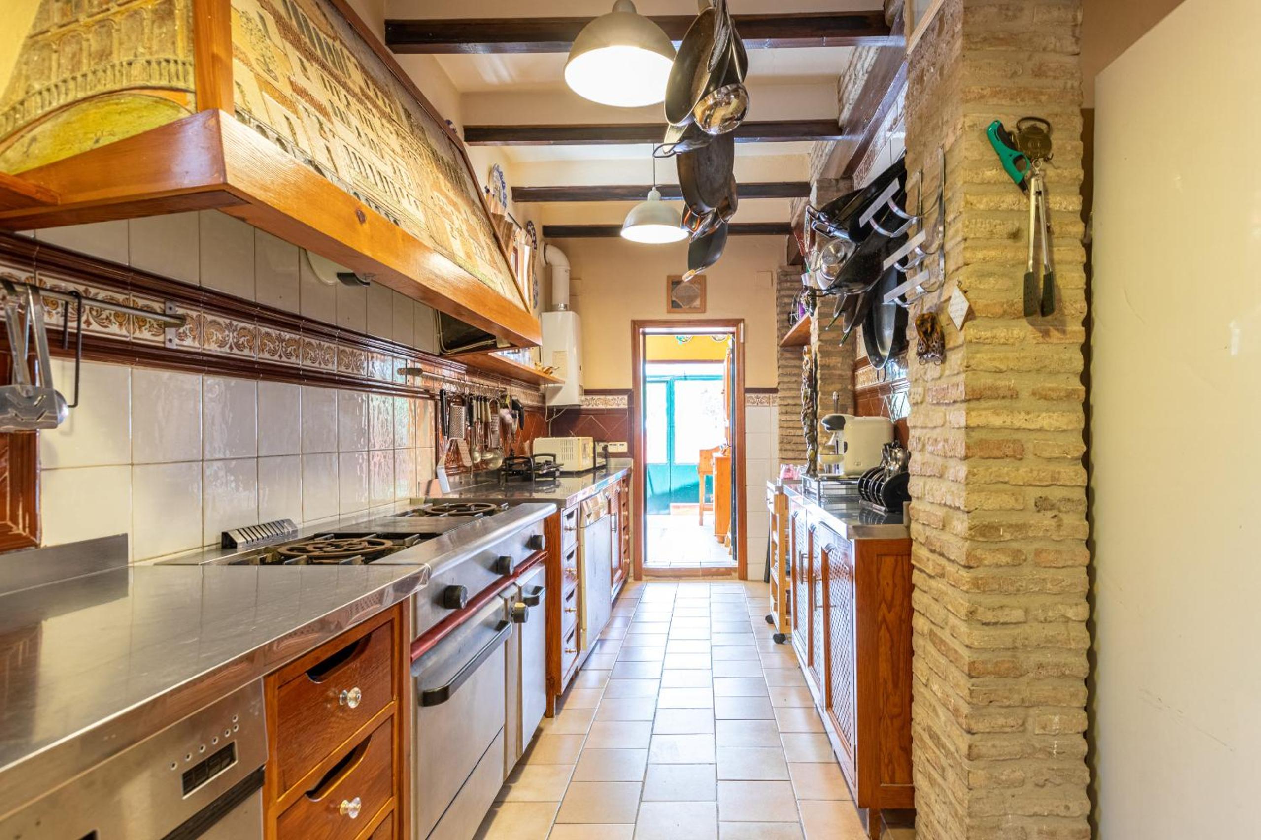 EDomus Luxury Villa