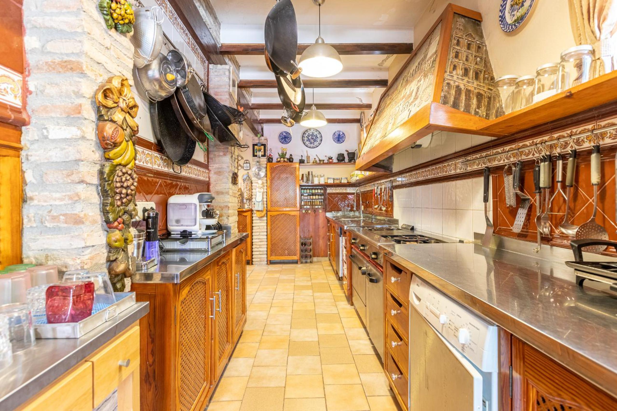 EDomus Luxury Villa