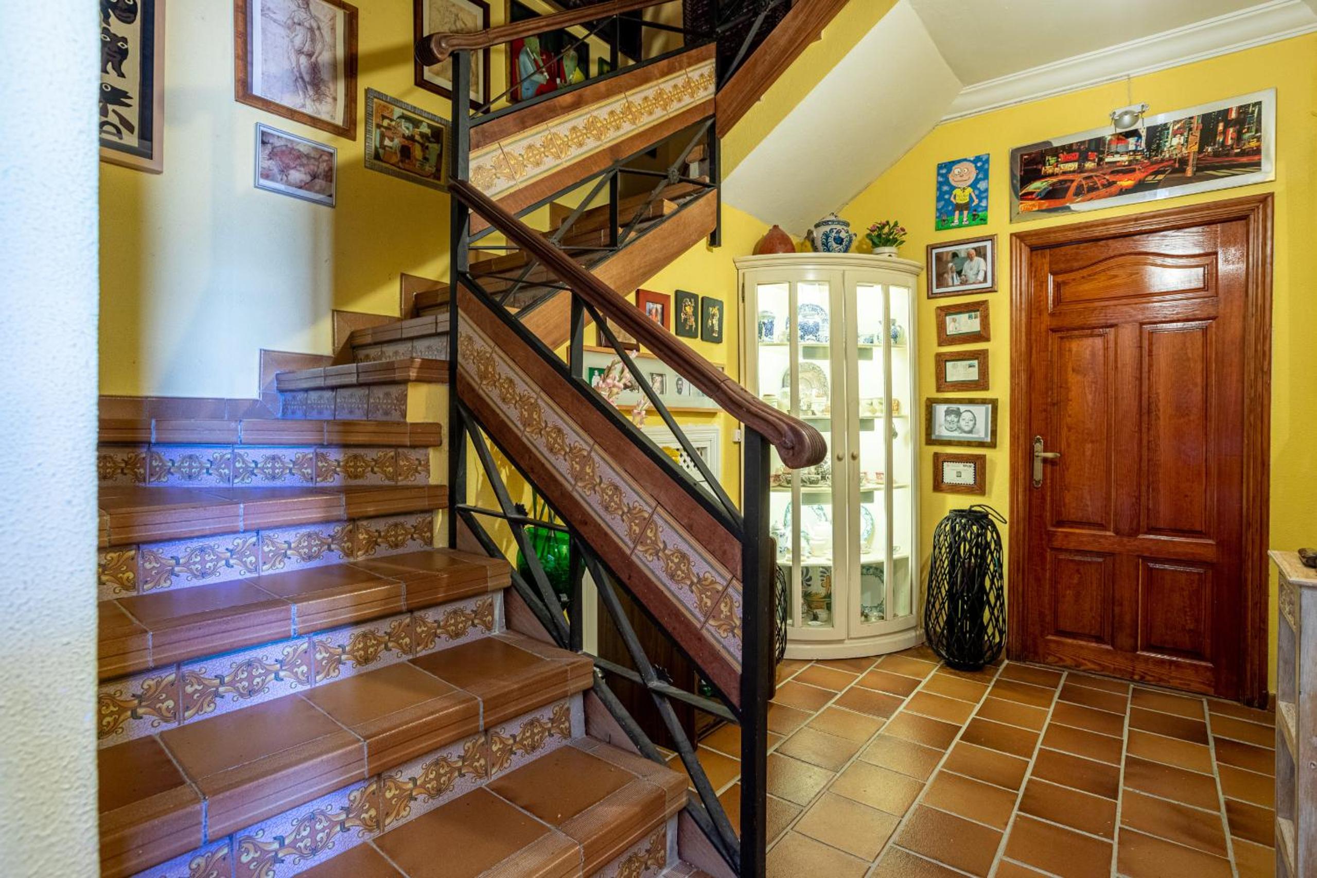 EDomus Luxury Villa