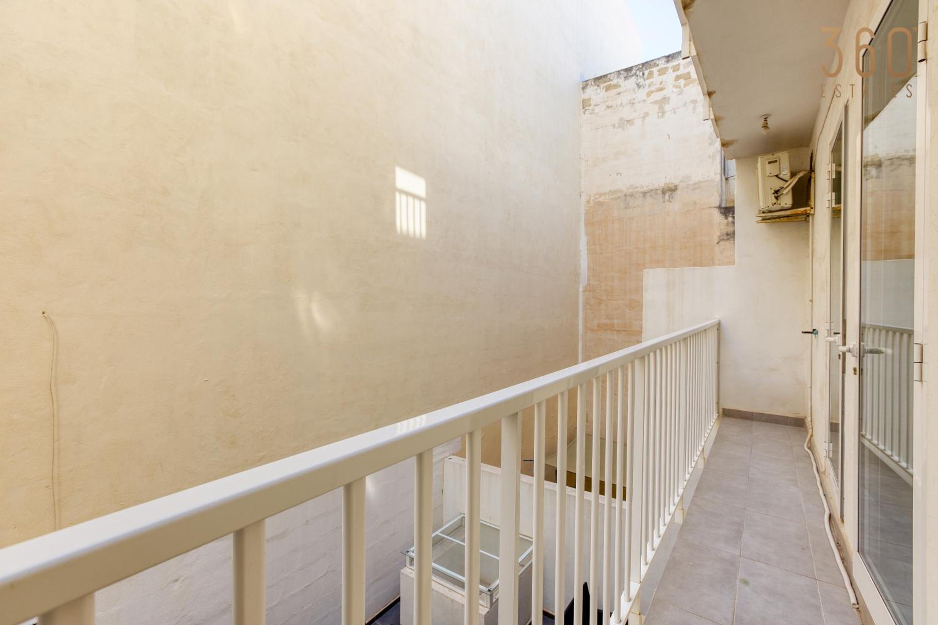 A lovely and cosy 3BR home in the centre of Gzira by 360 Estates photo 4