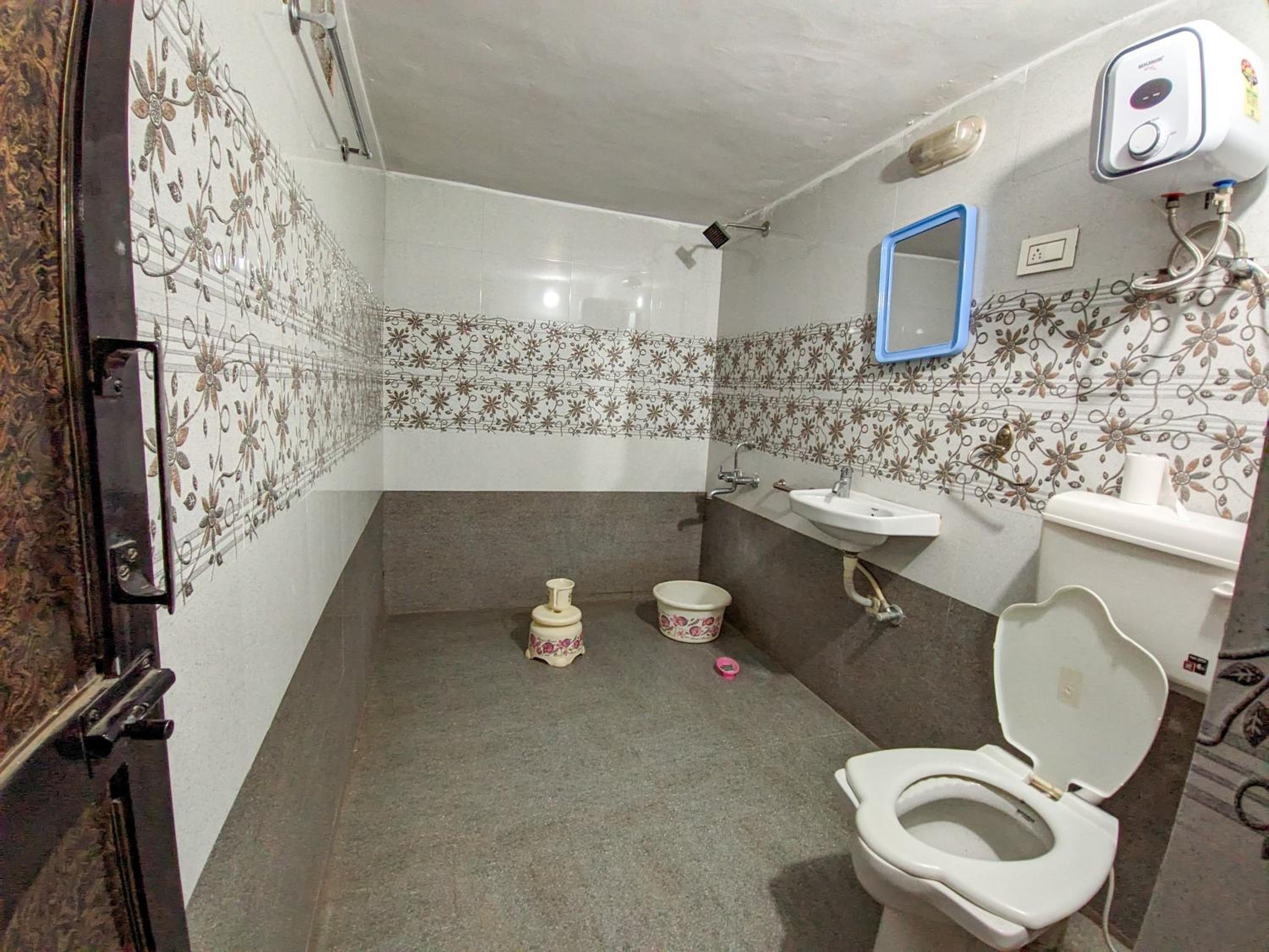 Photo 12
