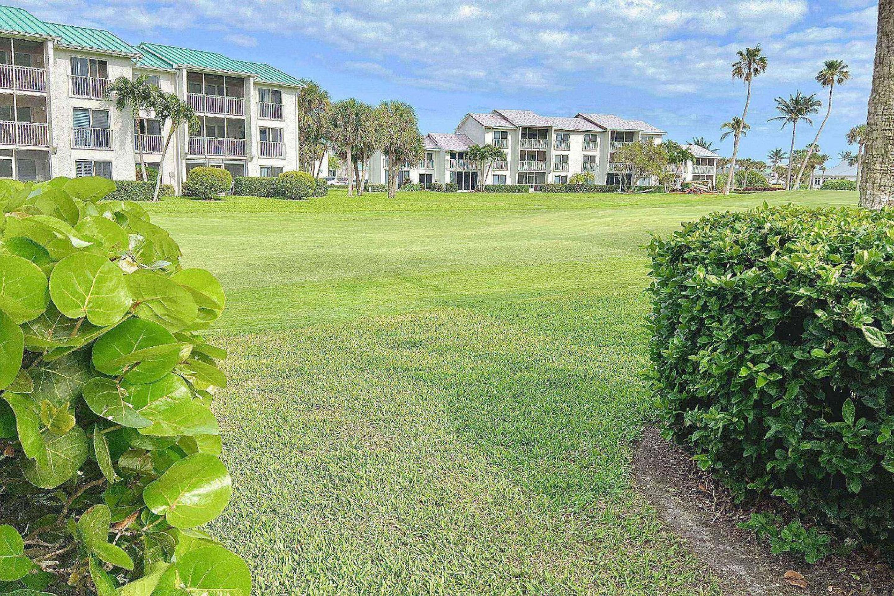 Beachside Golf Villa