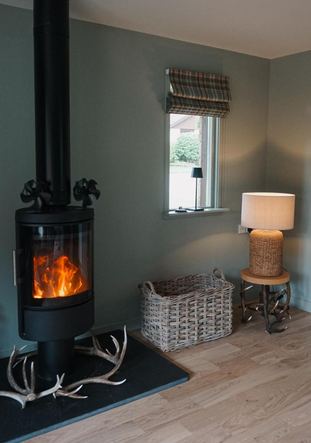Greenwood - Stunning Scandinavian Style Home in the heart of Ballater Royal Deeside