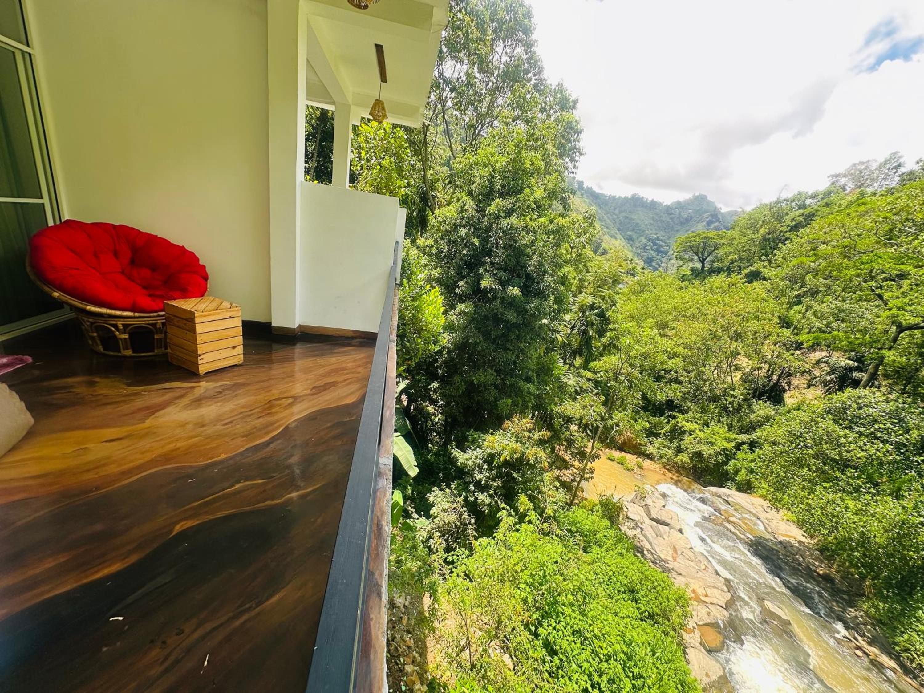 River Splendour Home Stay view 4