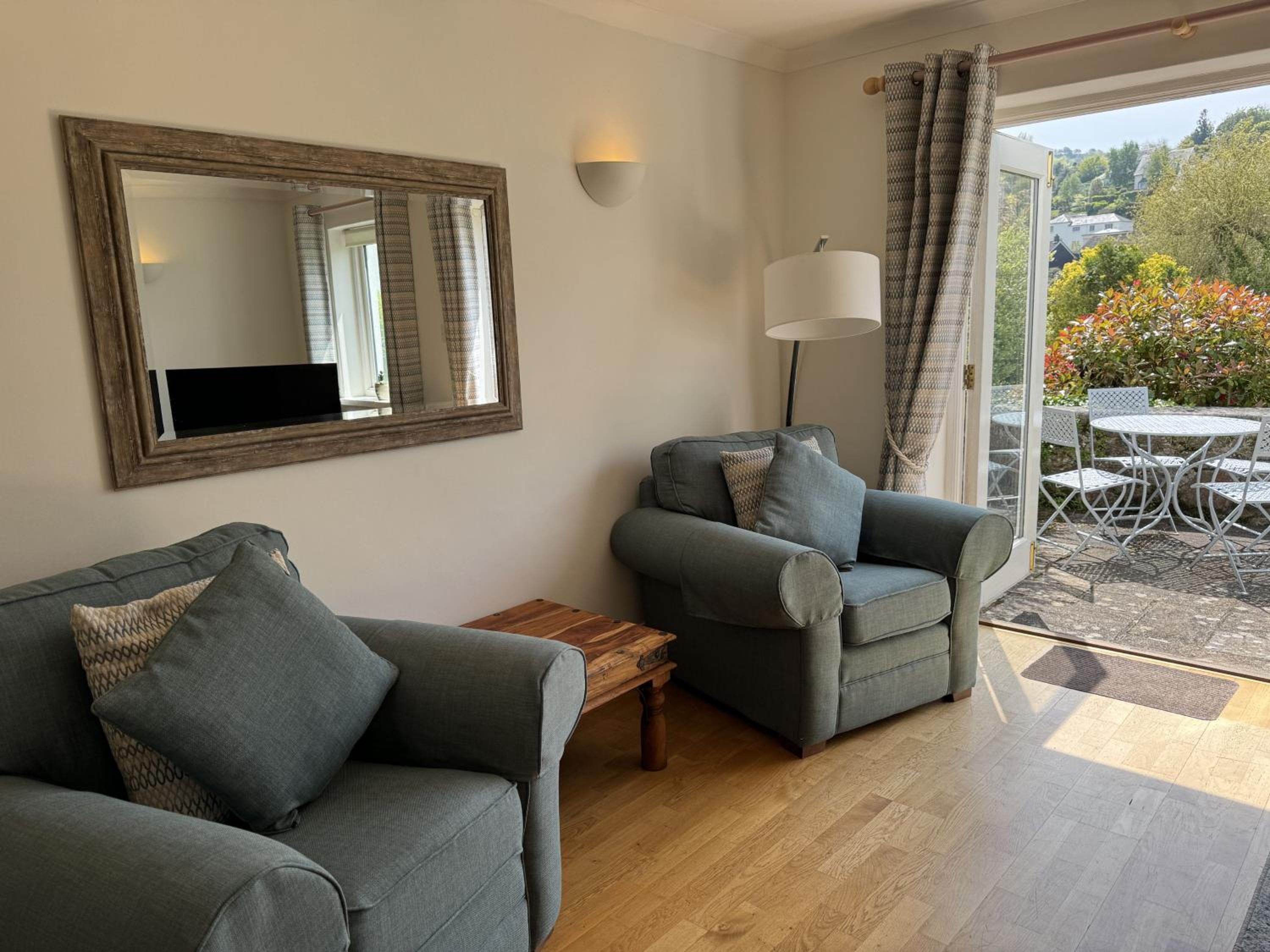 Damson Cottage - Peaceful location, charming communal orchard & private patio garden view 5