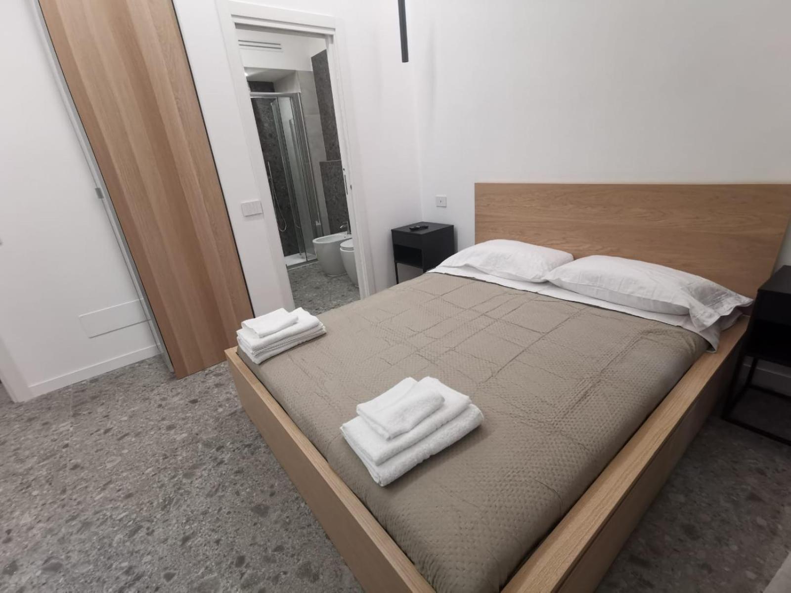 Roma private rooms Vatican City