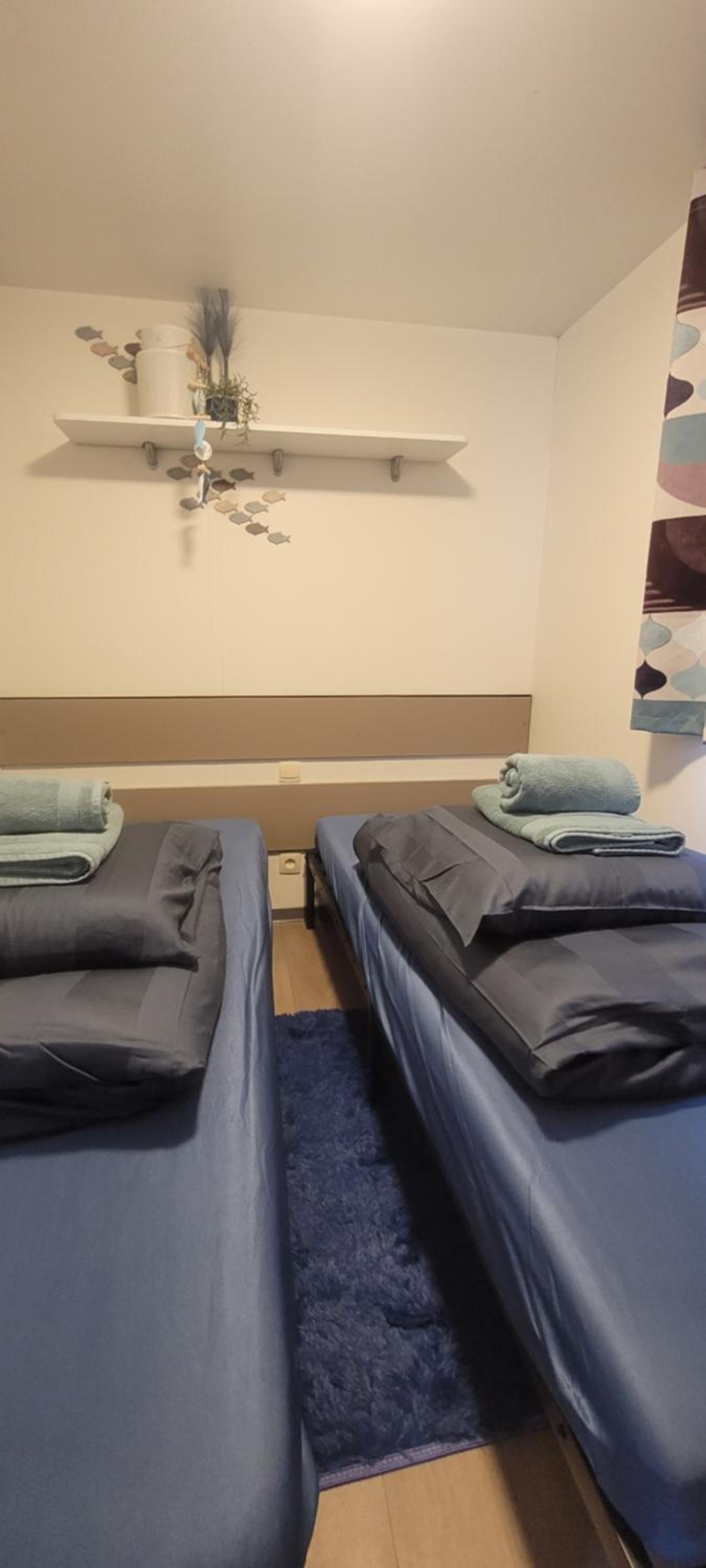 Chalet Sea-renity Lakeside met jacuzzi