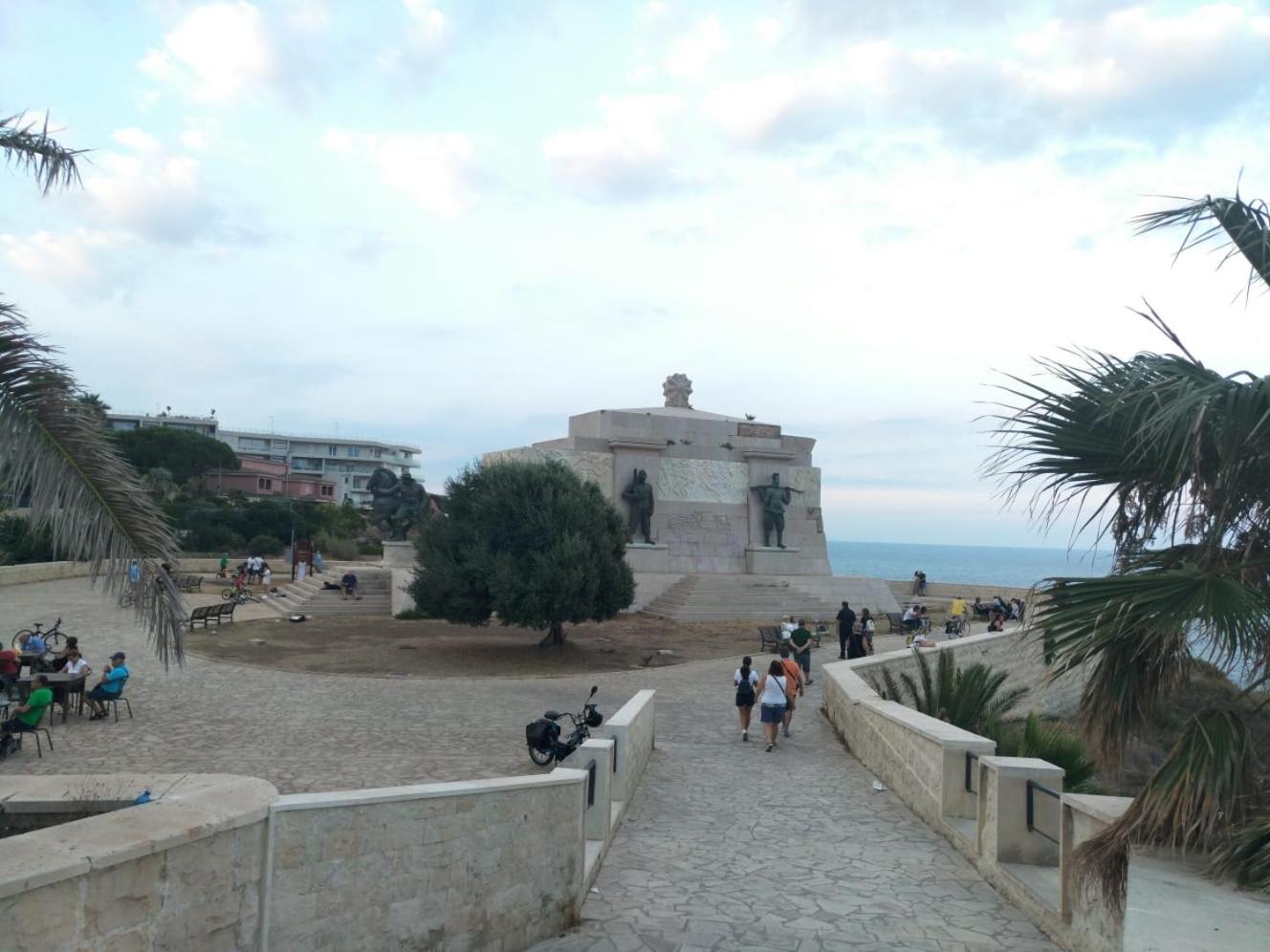 Holiday Wish Siracusa view 4