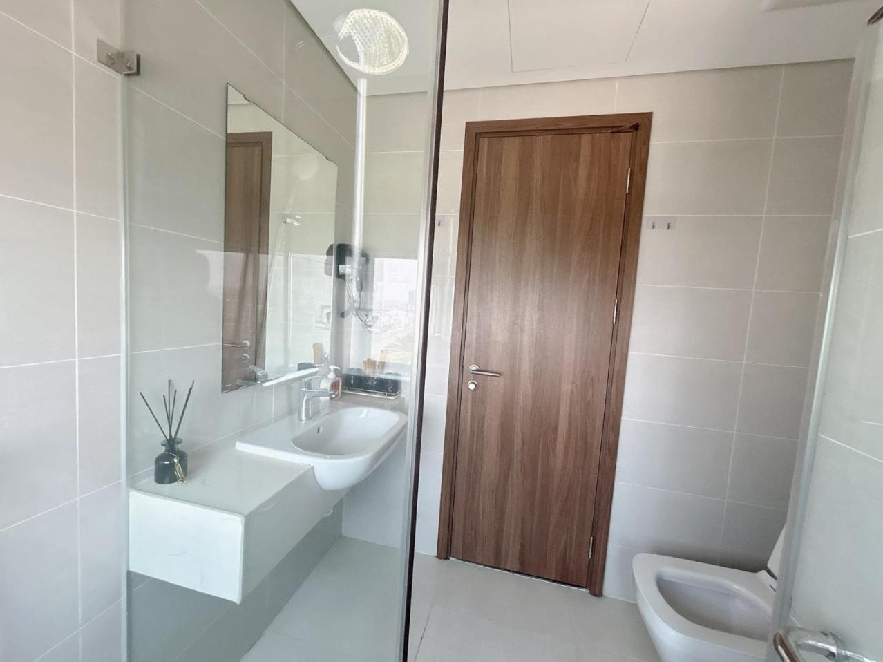Luxury 2BR Condo in District 7