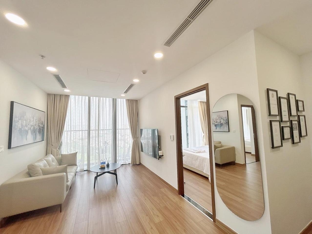 Luxury 2BR Condo in District 7