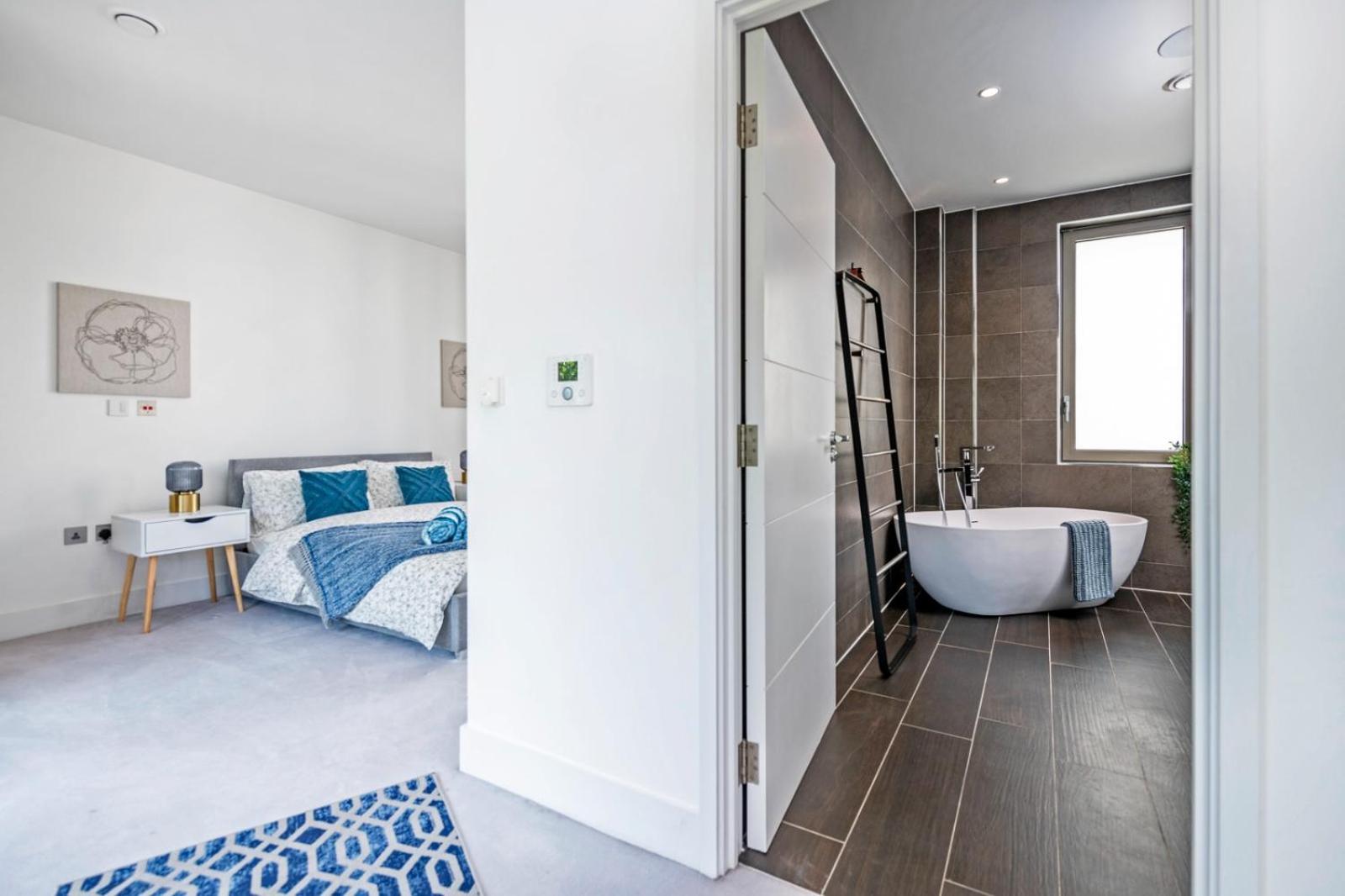 Stylish 3 Bed near Portobello Rd