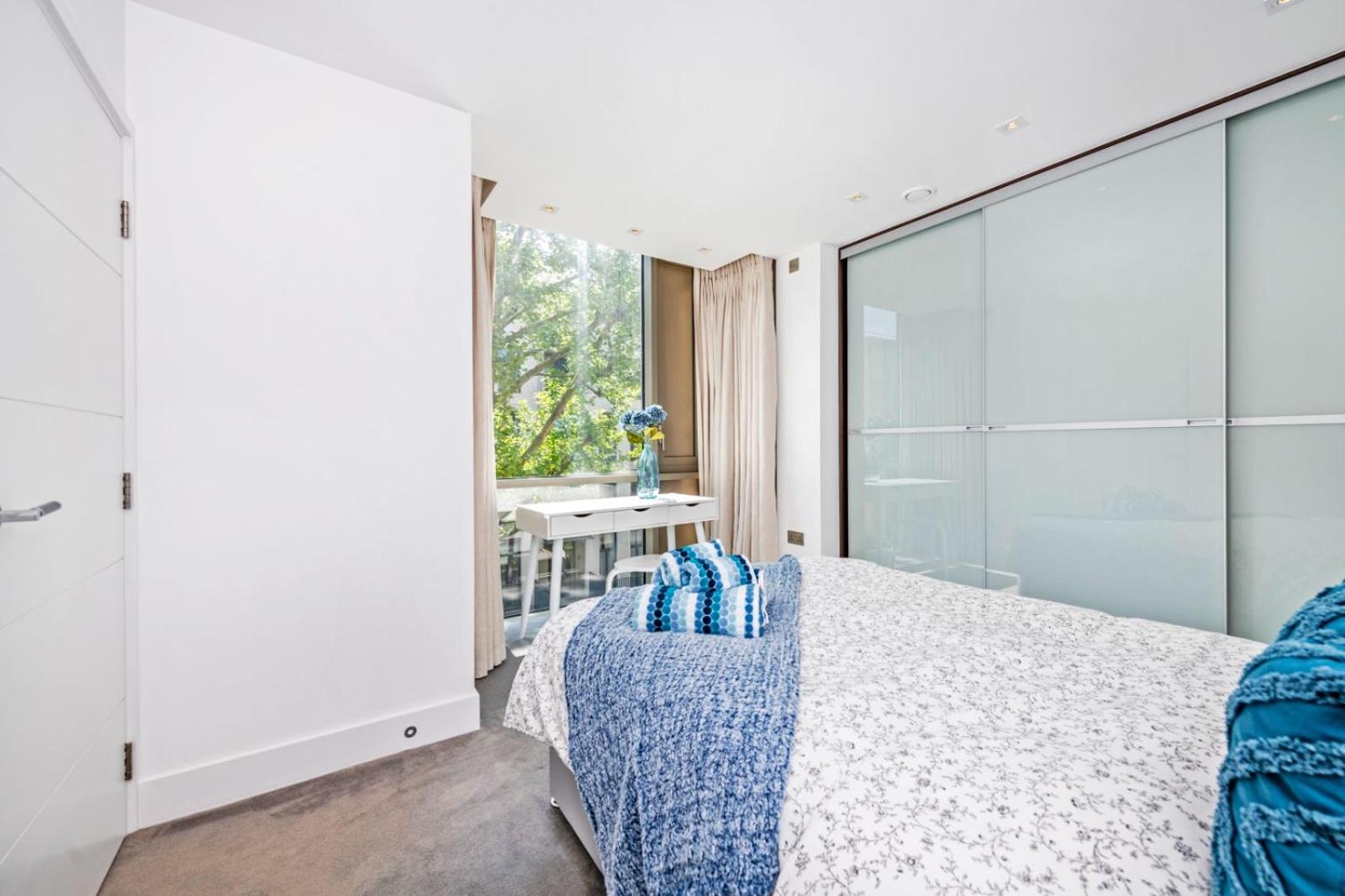 Stylish 3 Bed near Portobello Rd