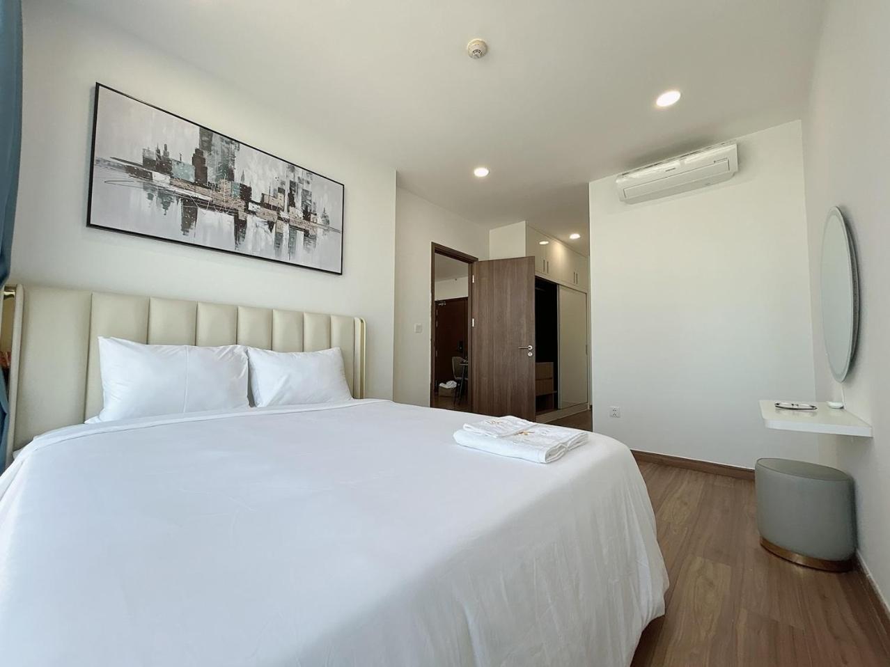 Luxury 2BR Condo in District 7