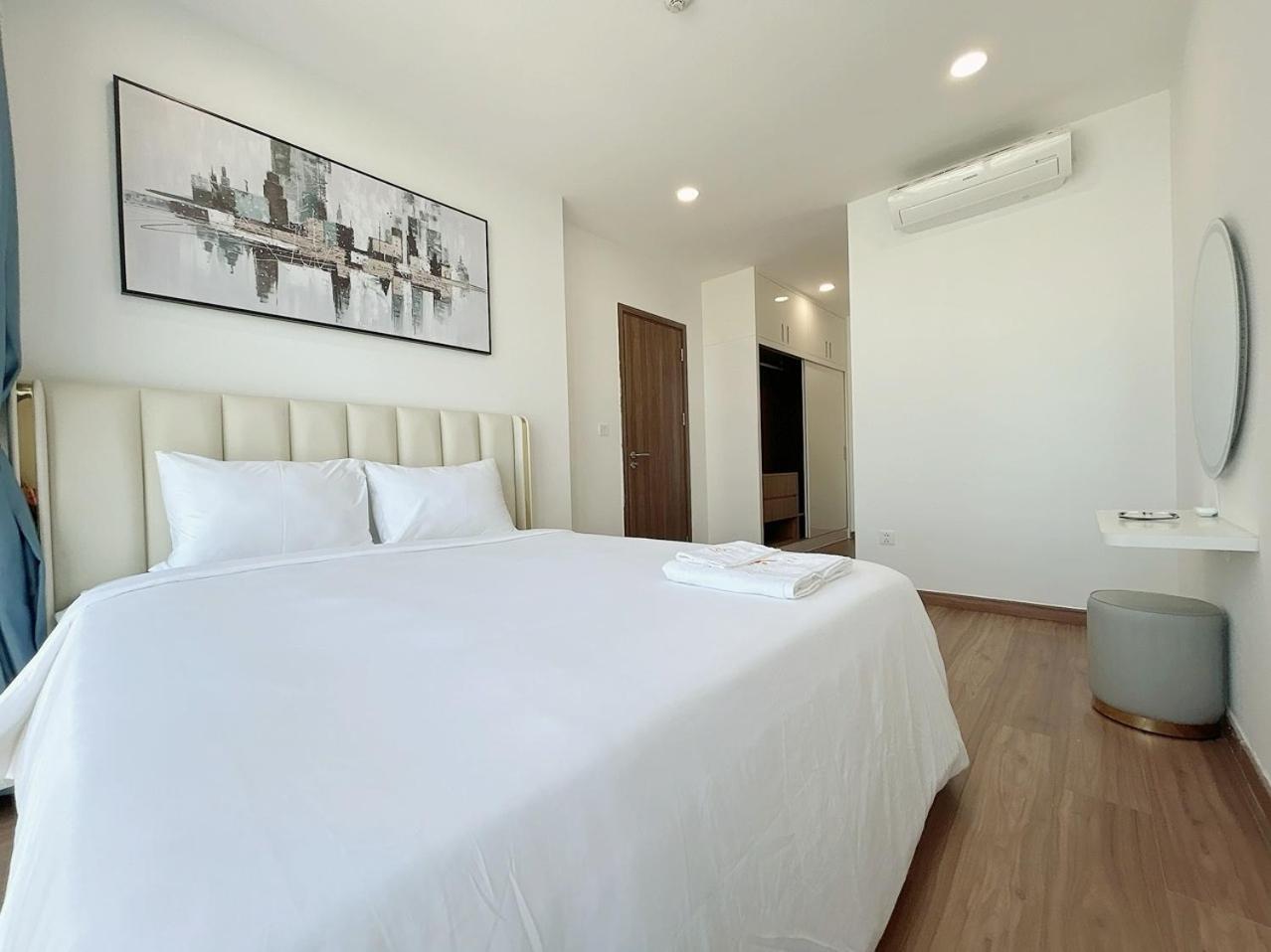Luxury 2BR Condo in District 7