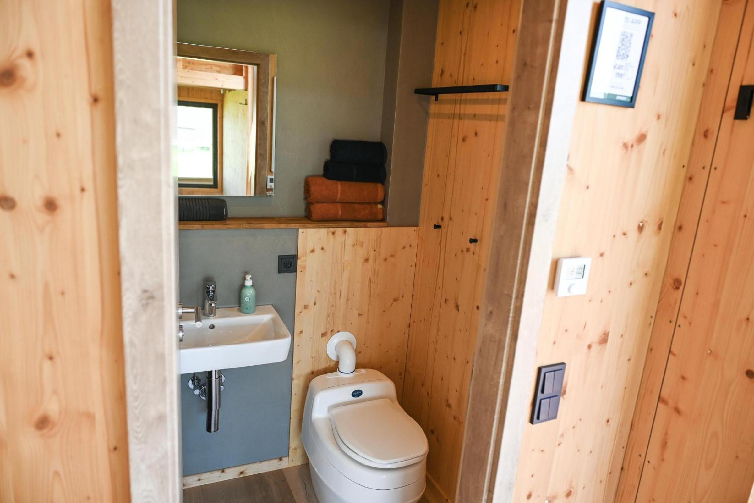 Tiny House Nature 15 Zur Meerseite - Green Tiny Village Harlesiel