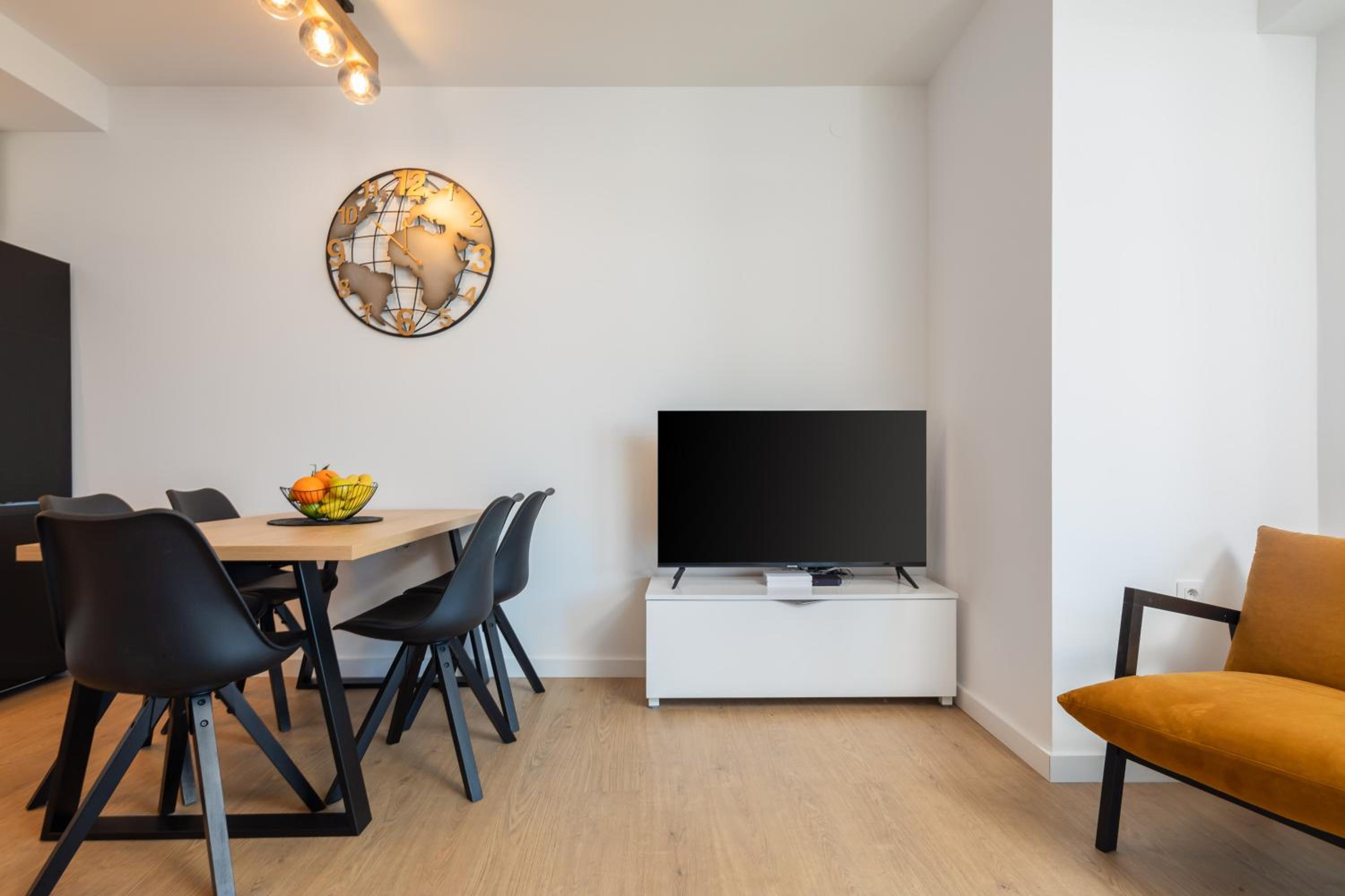 East Side Apartment