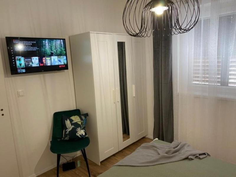 Írisz Apartman