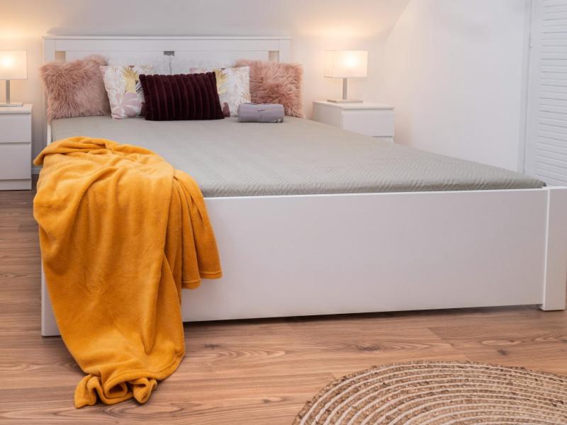 Írisz Apartman