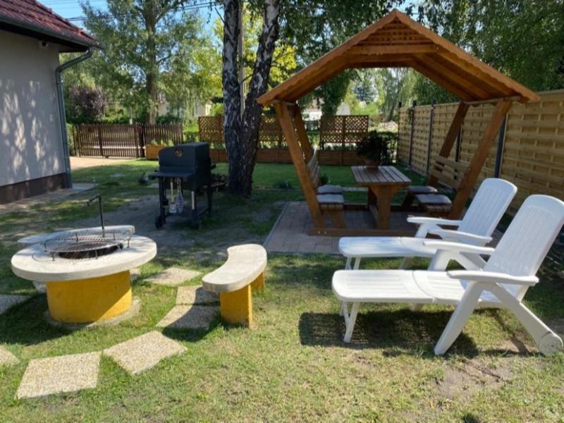 Írisz Apartman