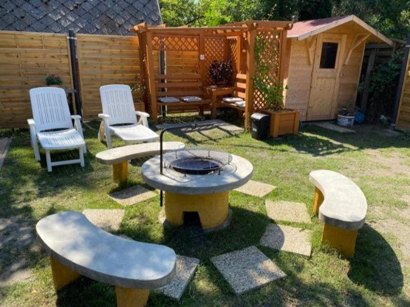 Írisz Apartman