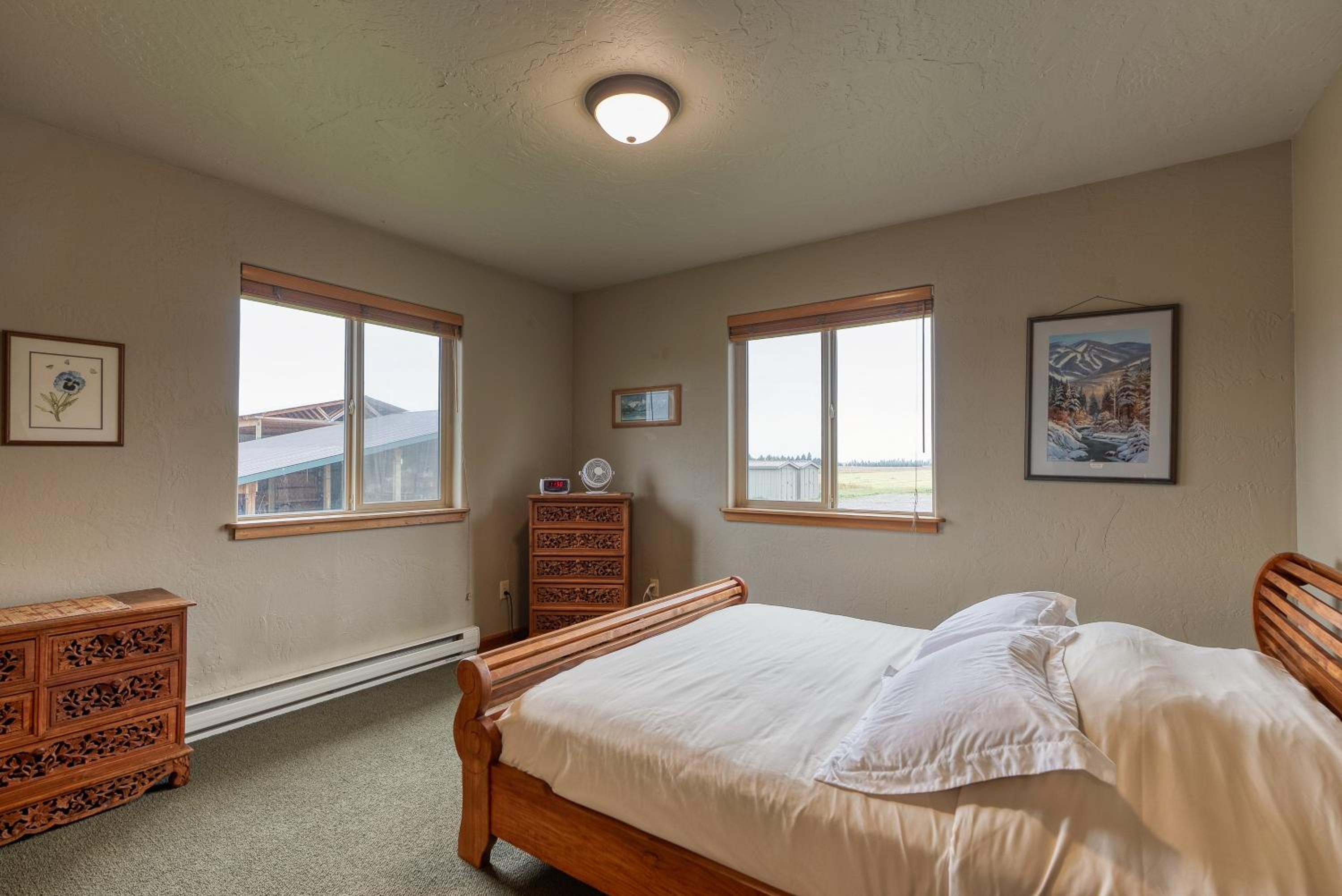 Fladhead river house
