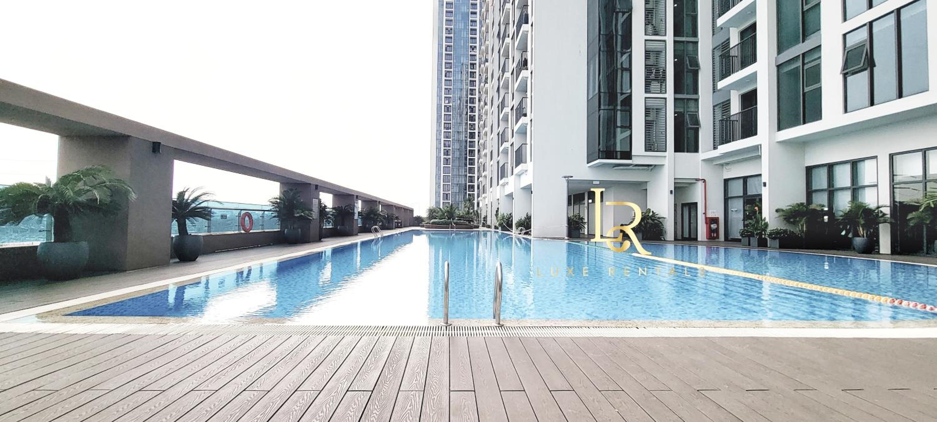 Luxury 2BR Condo in District 7