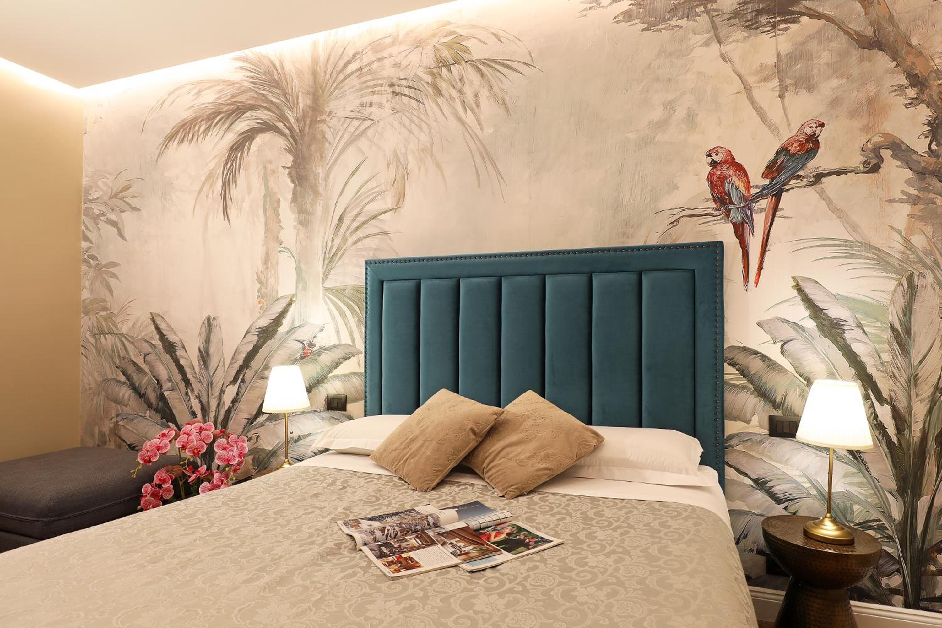Grand Tour Rome Suites - Liberty Collection