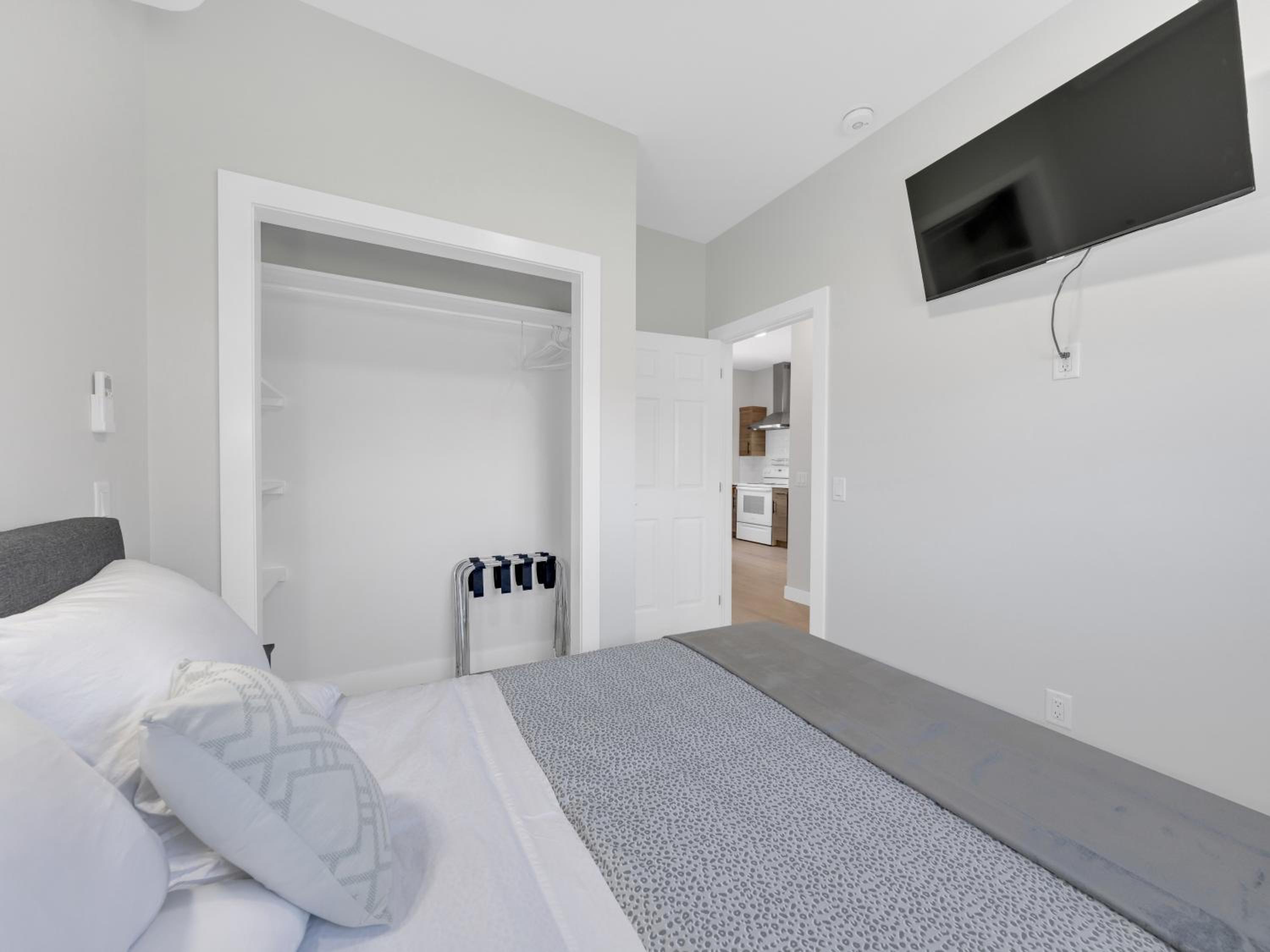 Parkside Flat #5 - Seacliff Beach Suites