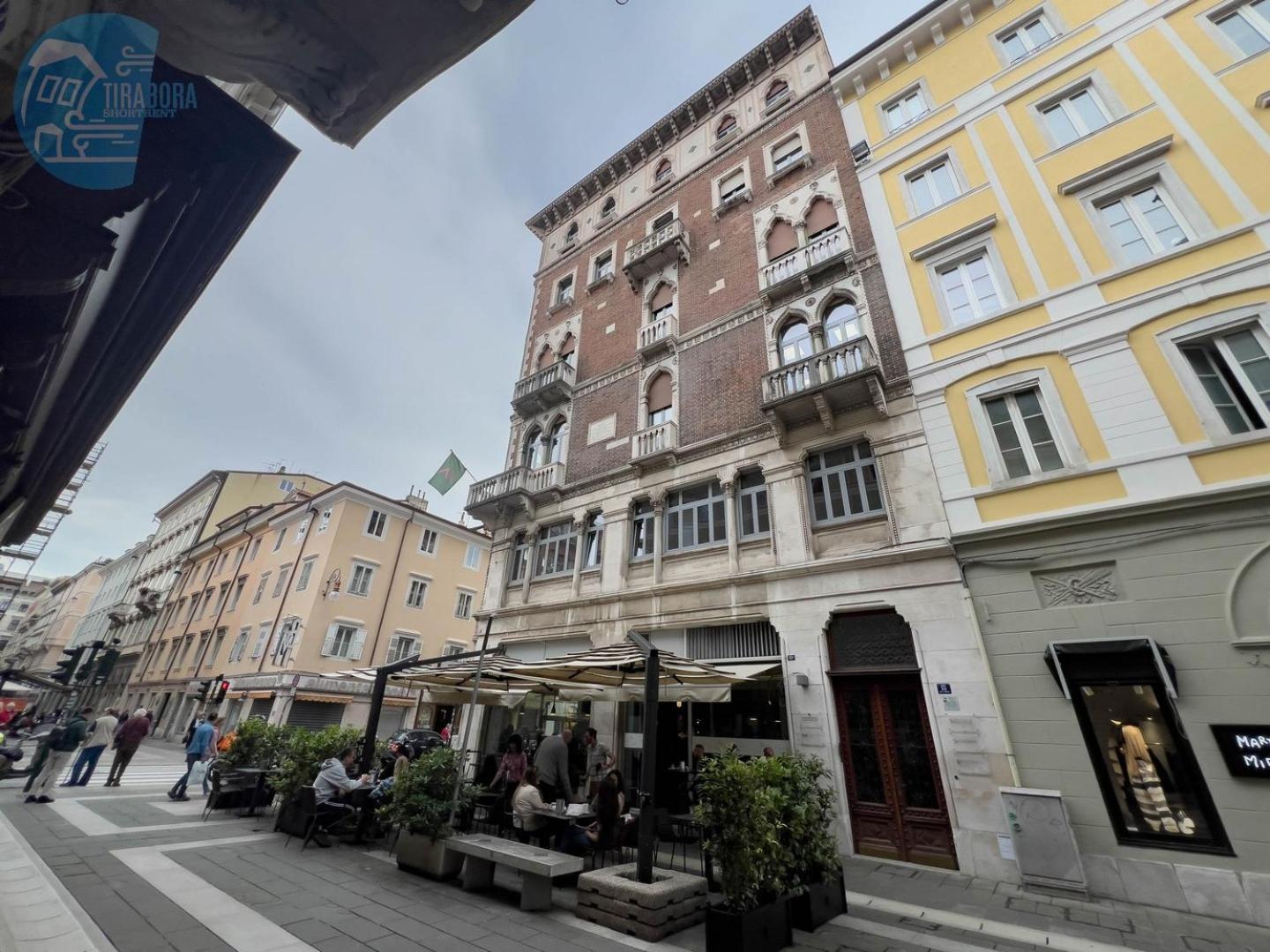 San Nicolò 14 Tirabora Short Rent view 2