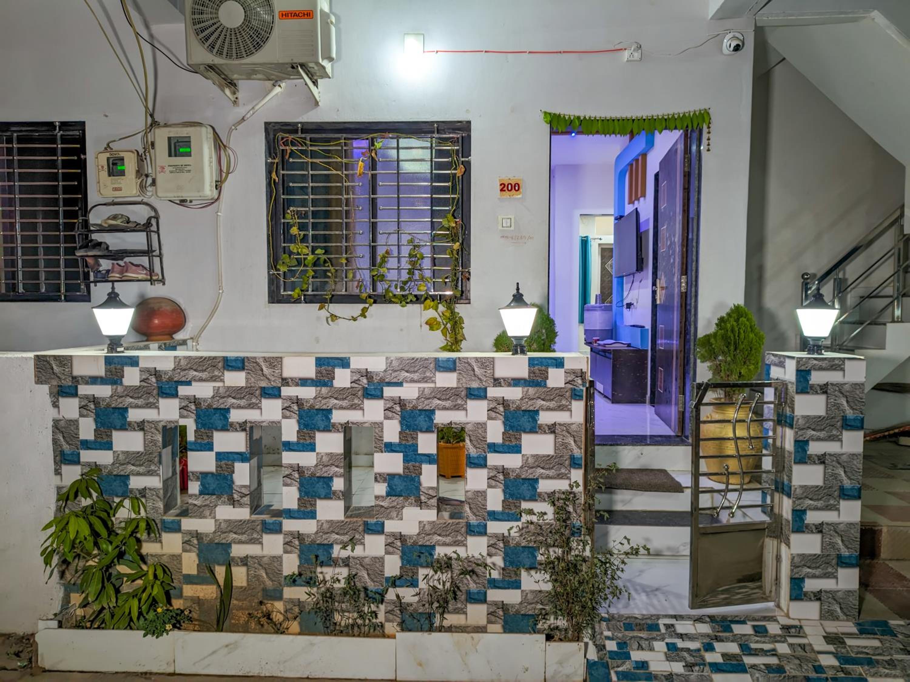 Infinity Luxury Homestay view 3