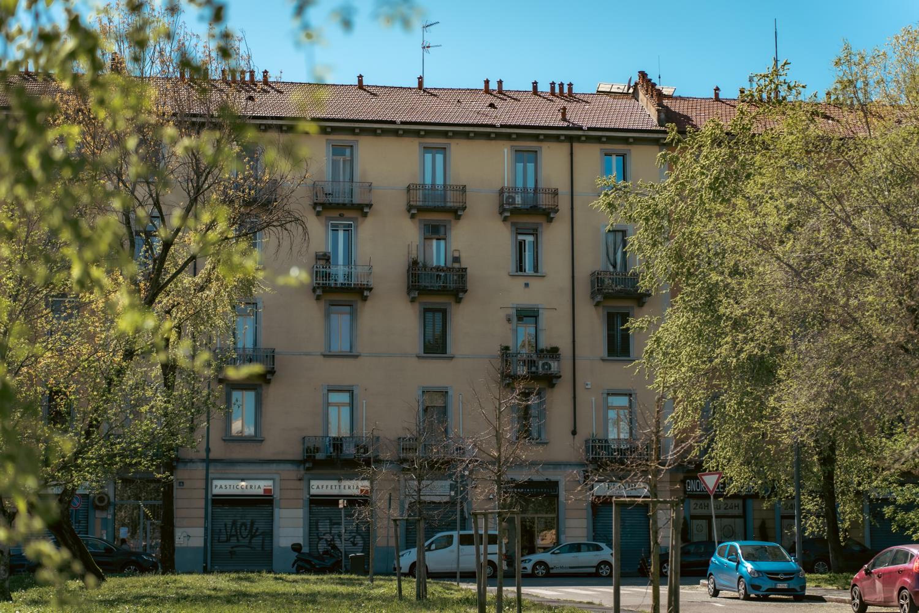 WowNavigli Apartment-Sofa Bed Metro M4 Tram 2