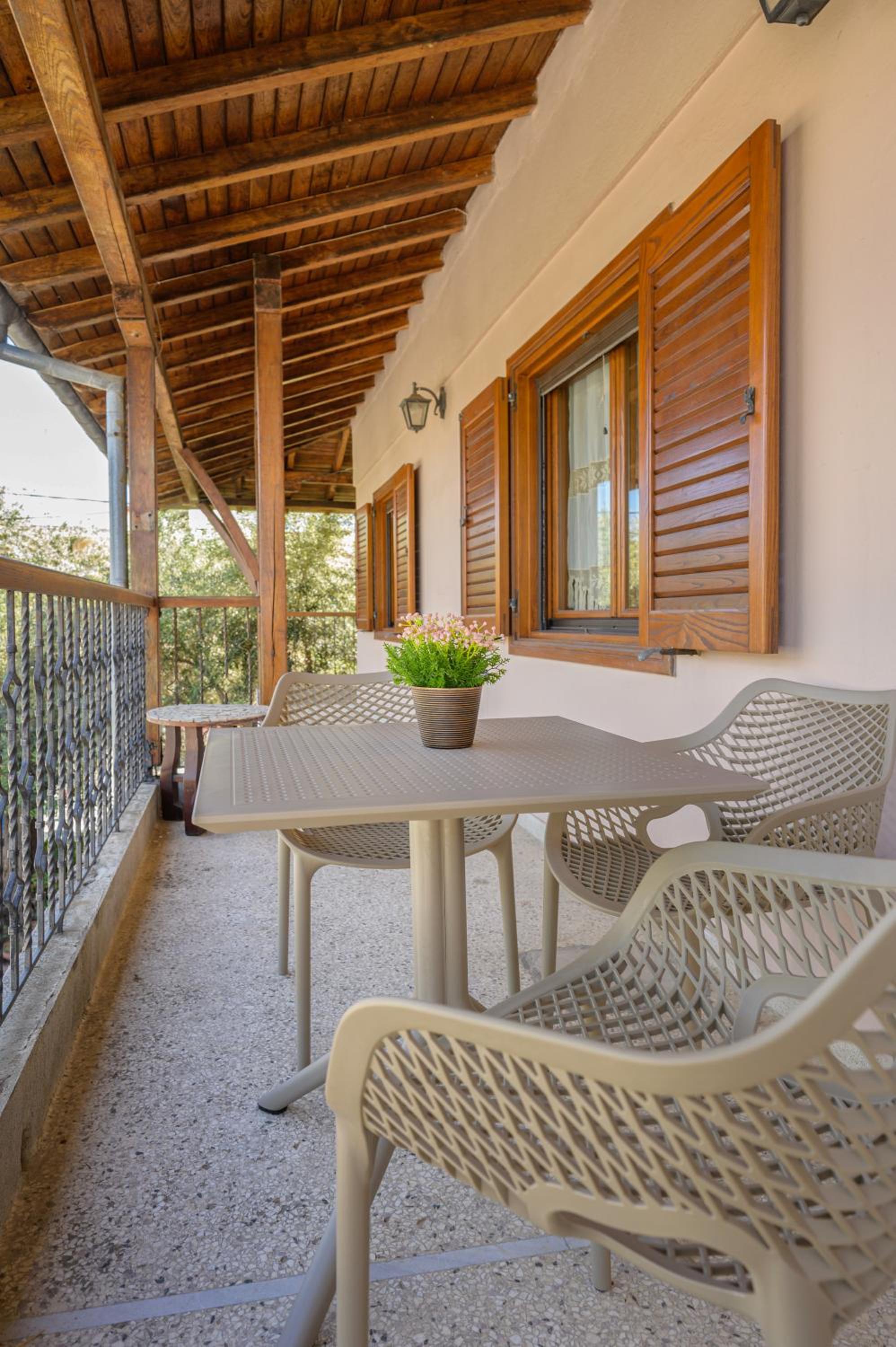 NIKOLAOS HOUSE
