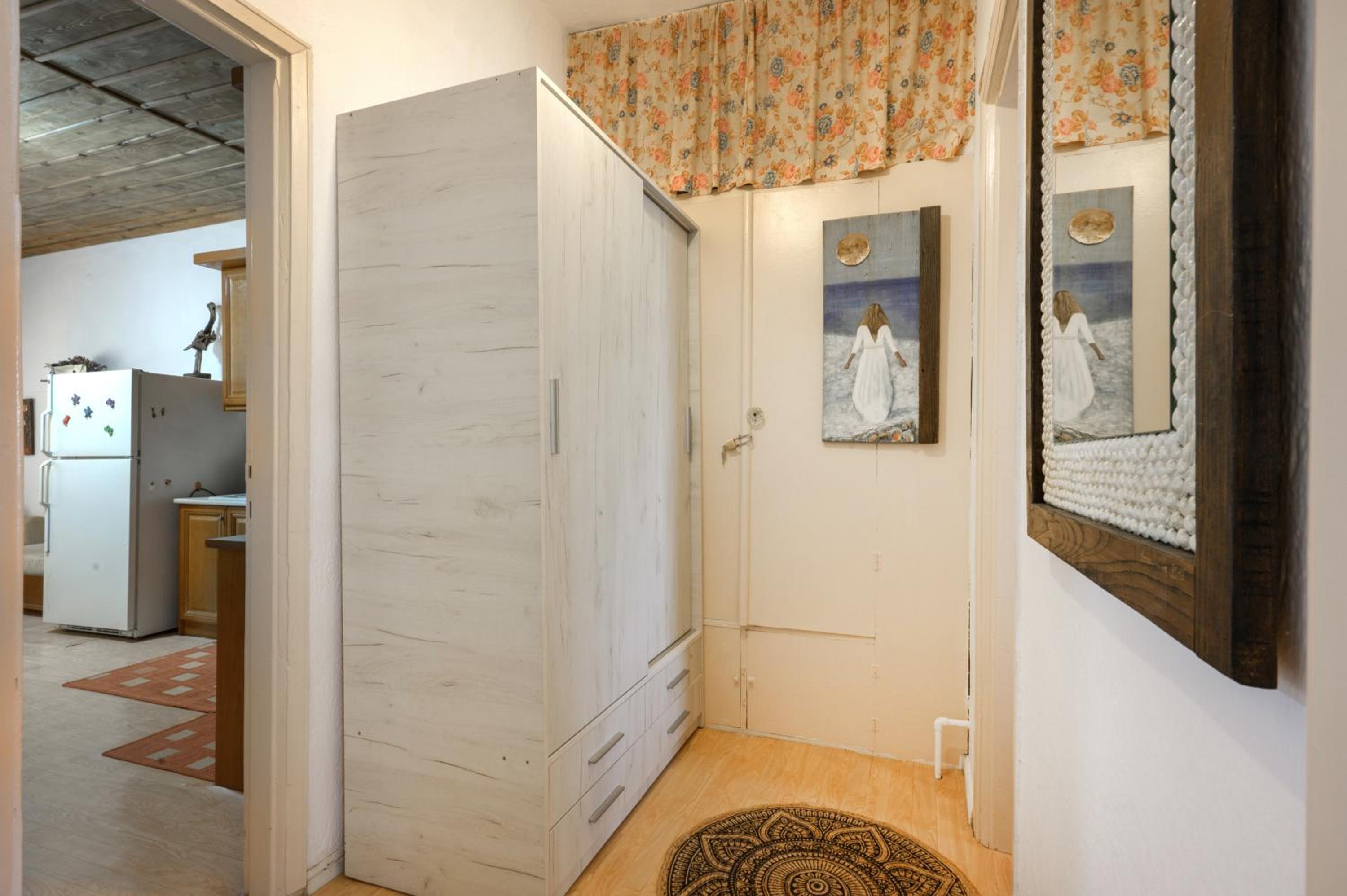 NIKOLAOS HOUSE
