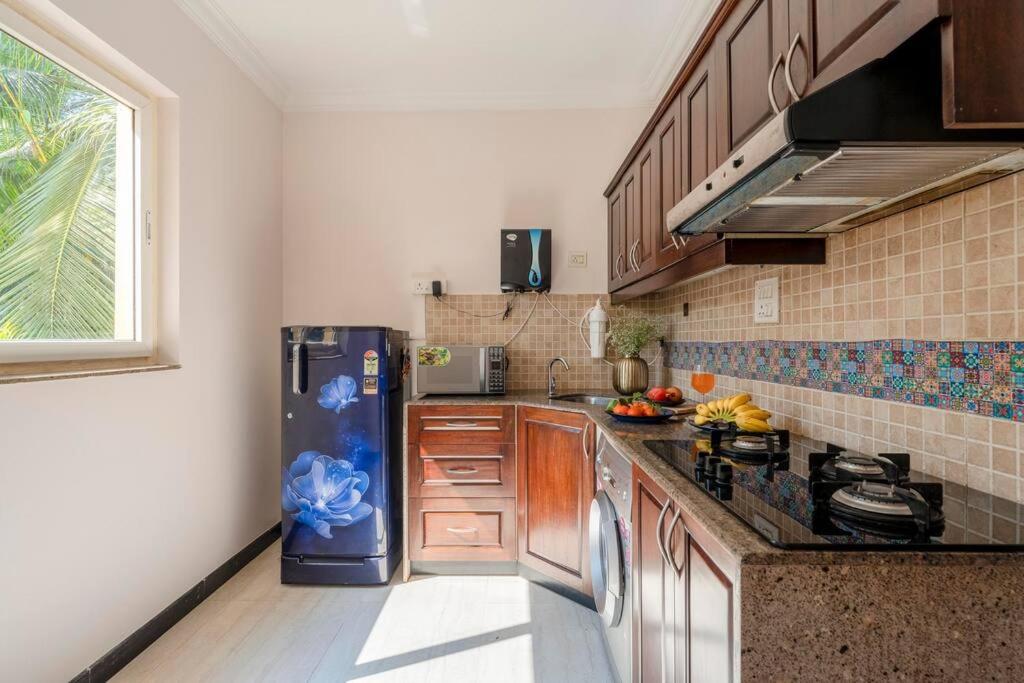 Wave Martini 1 BHK Siolim view 3