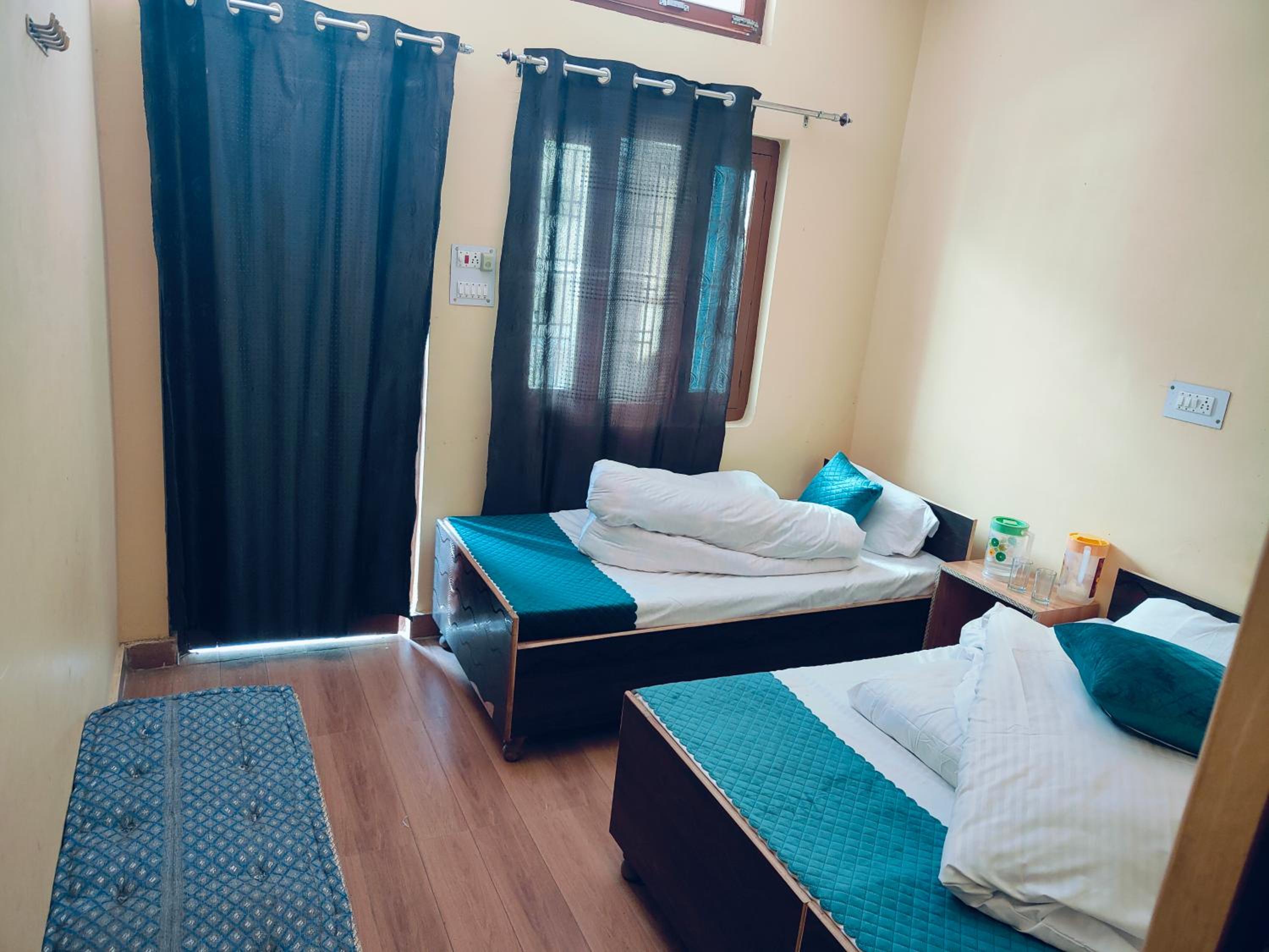 Hotel Satkaar view 5
