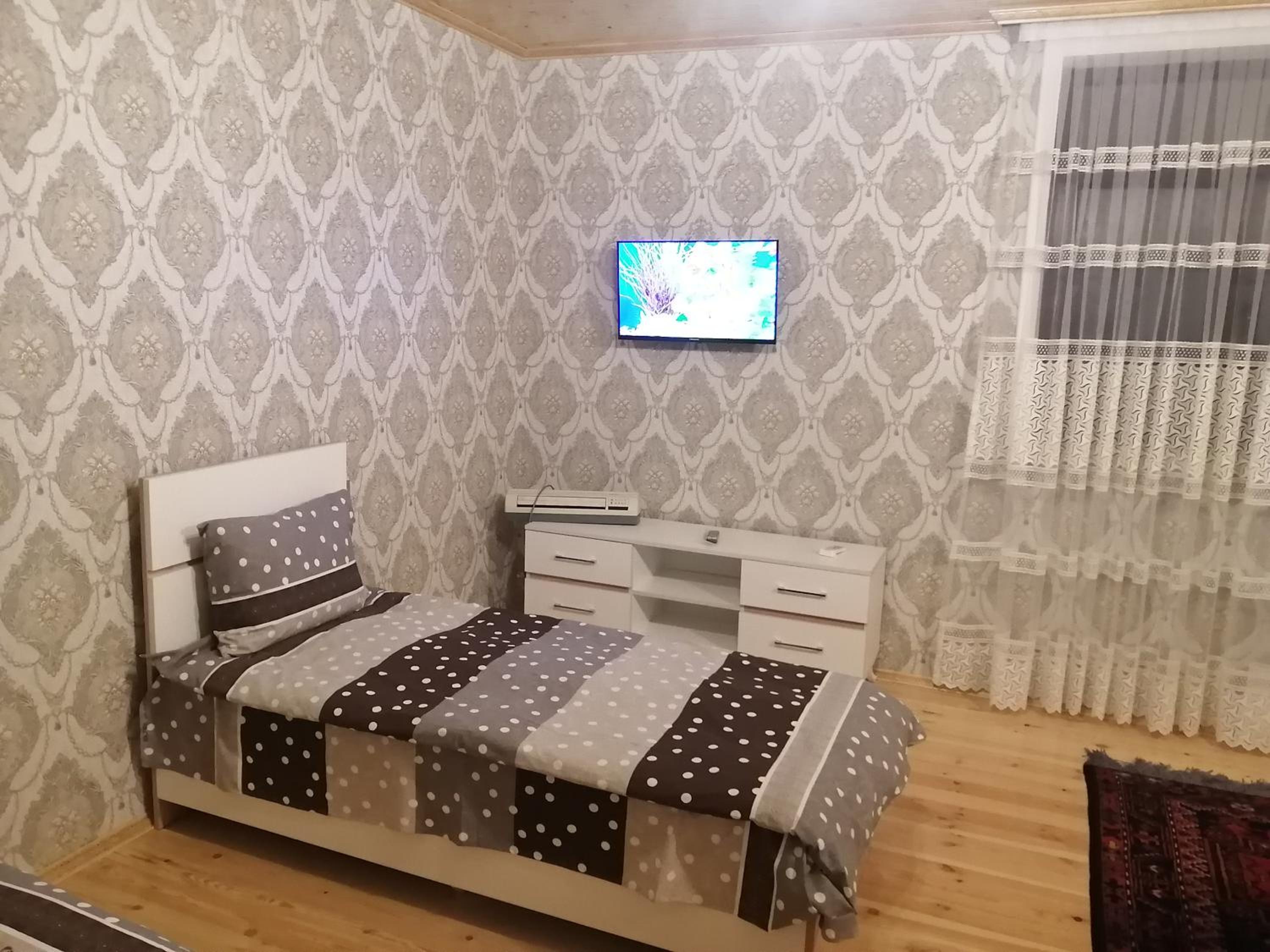 Eldeniz Nuxa House