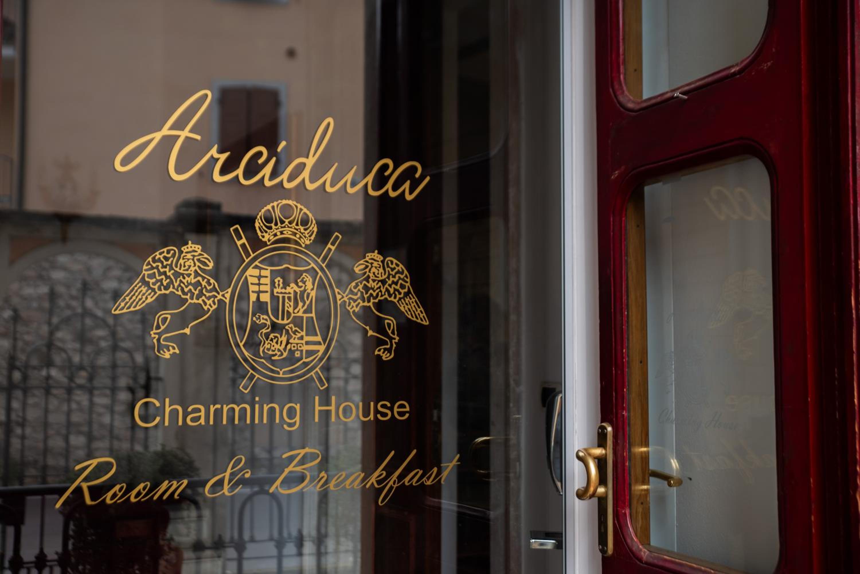 Arciduca Charming House Room & Breakfast