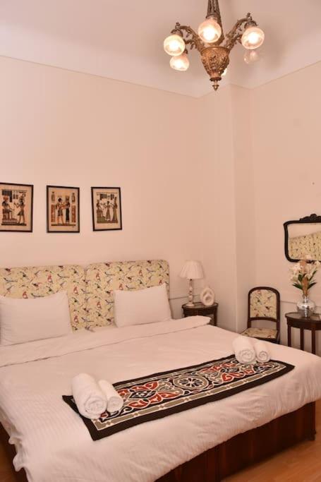 Chic 4BR Apt in Downtown - Mint 5