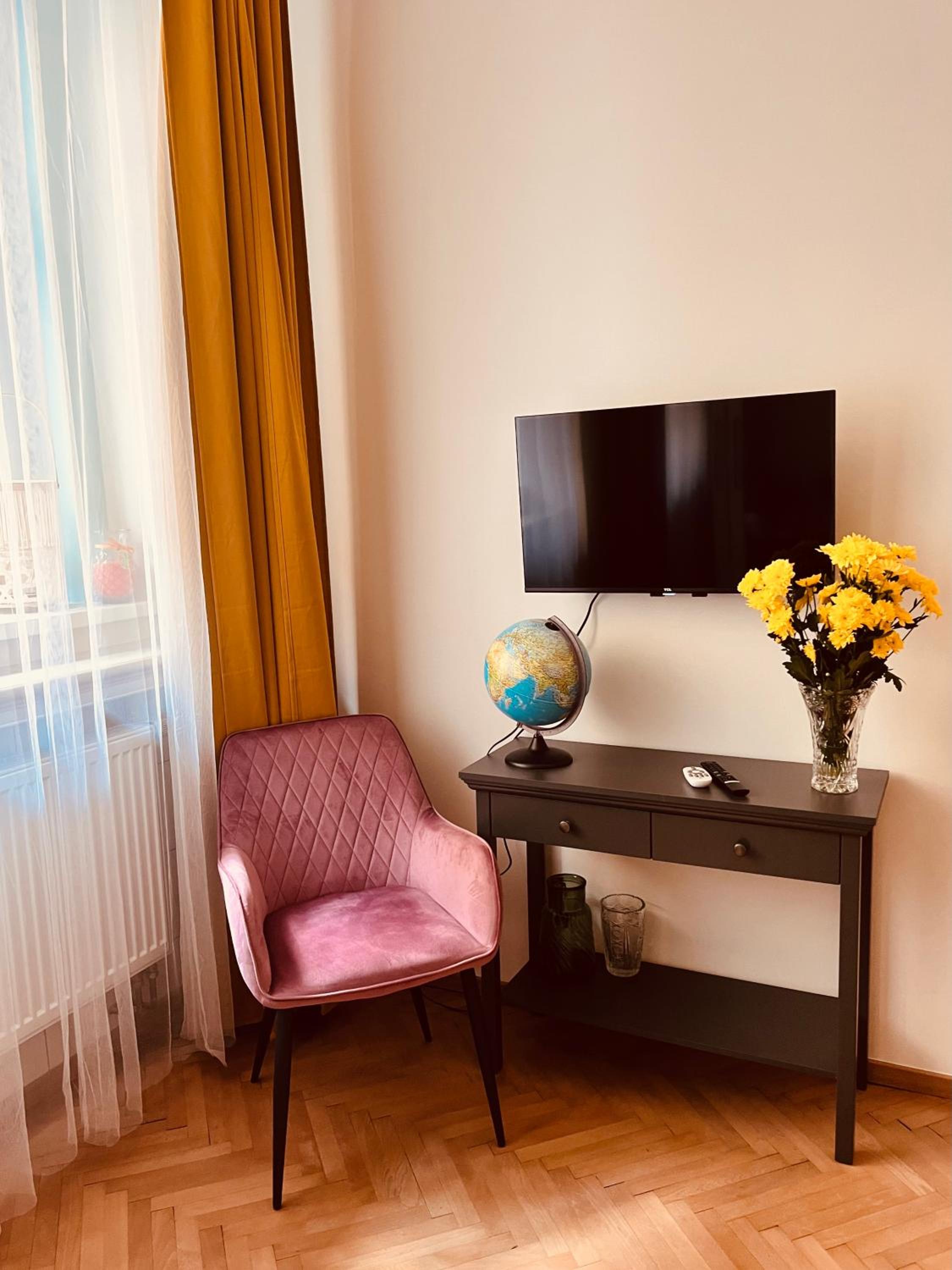 Modern apartment Na Hluboké in Prague