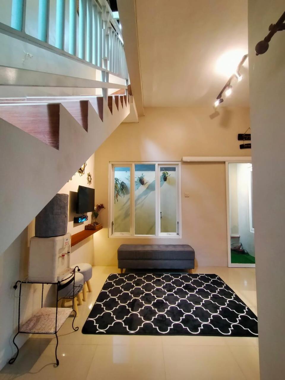 Villa Gamping Favika Batu view 3