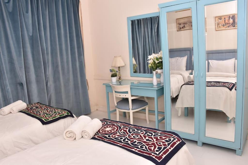 Chic 4BR Apt in Downtown - Mint 5