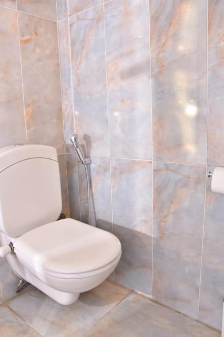 Chic 4BR Apt in Downtown - Mint 5